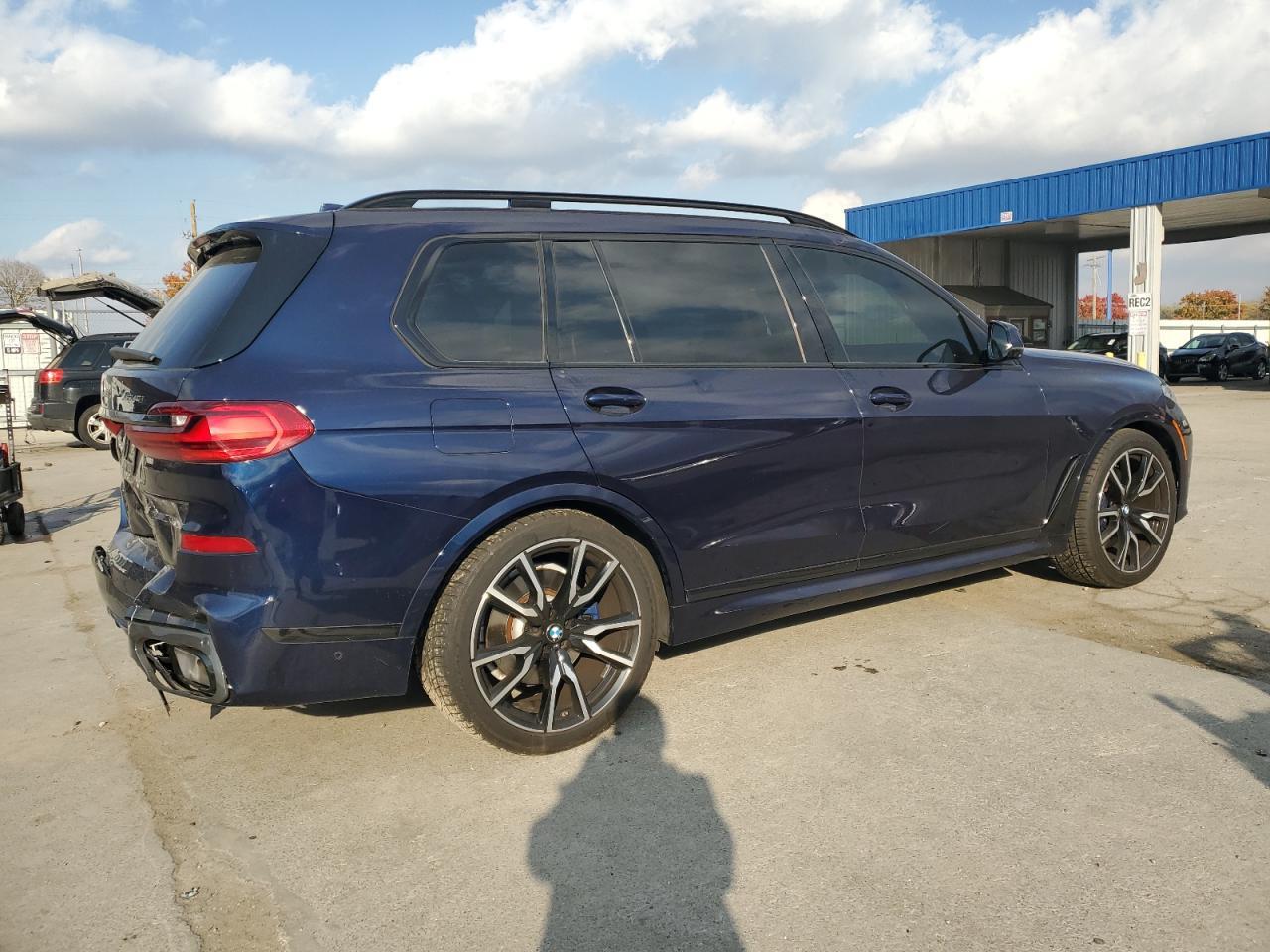 2020 BMW X7