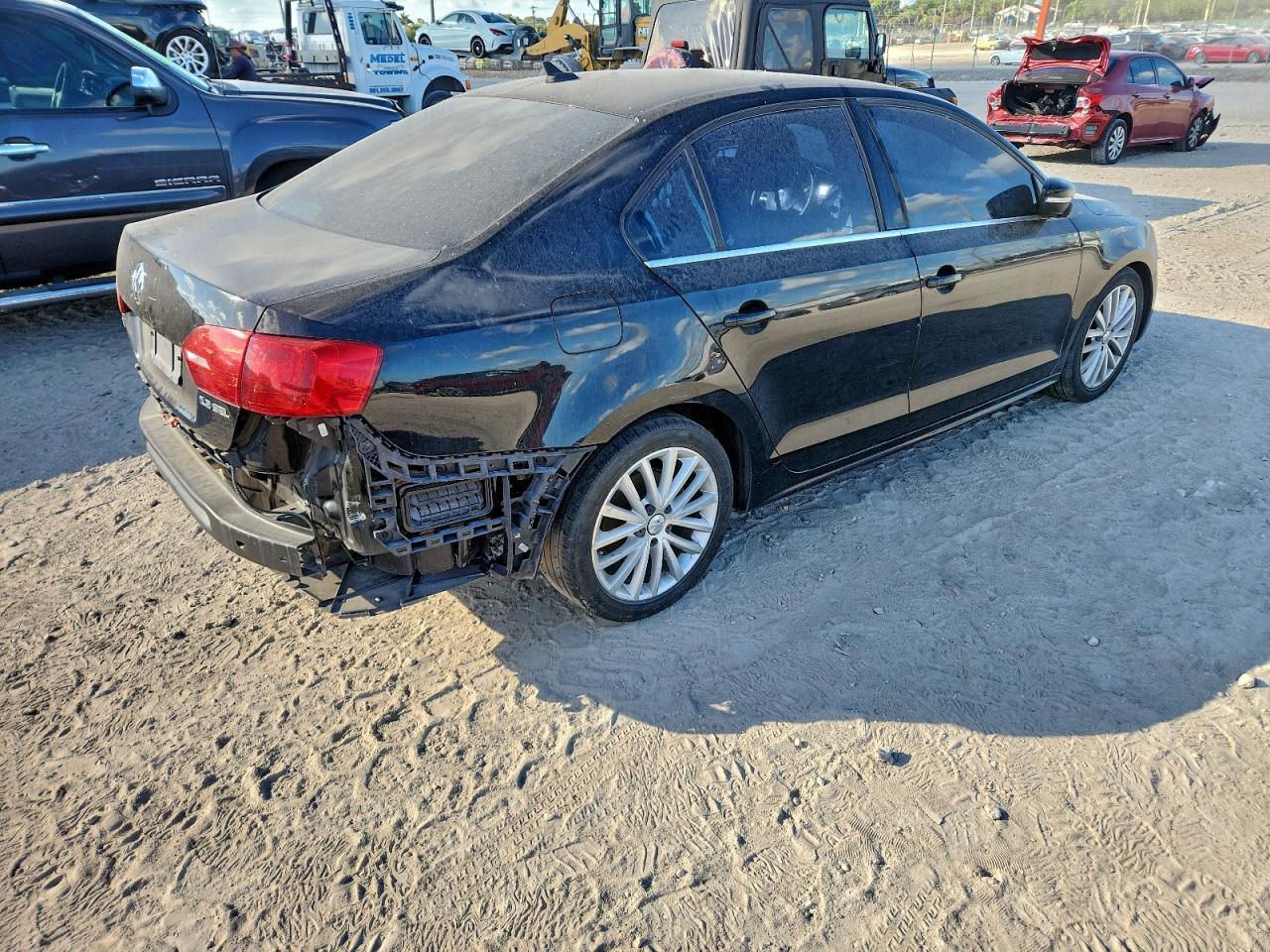2011 VOLKSWAGEN JETTA