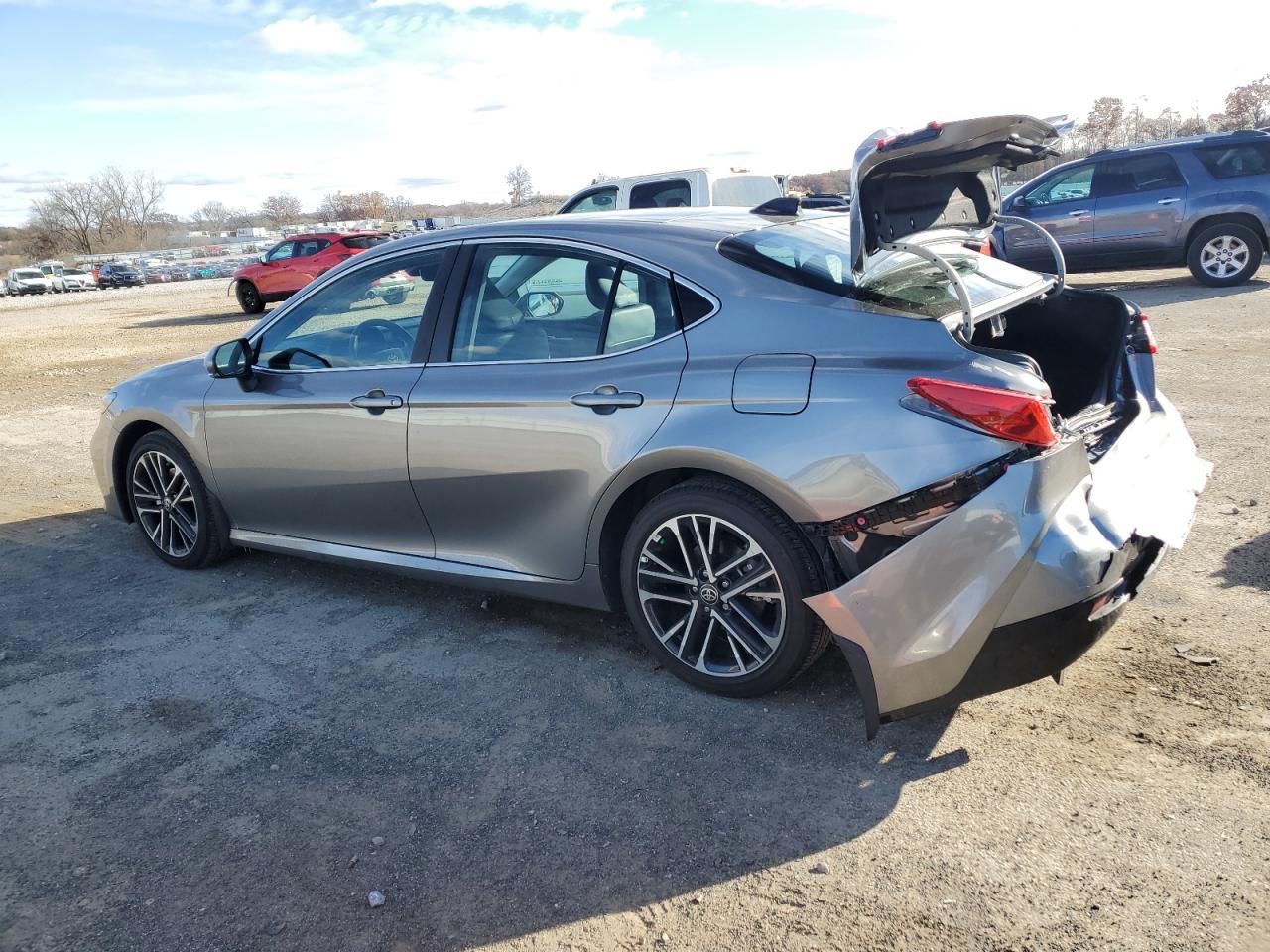 2025 TOYOTA CAMRY