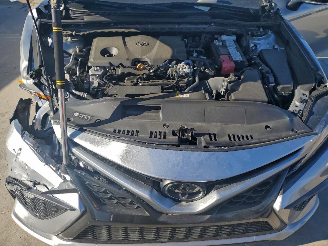 2024 TOYOTA CAMRY