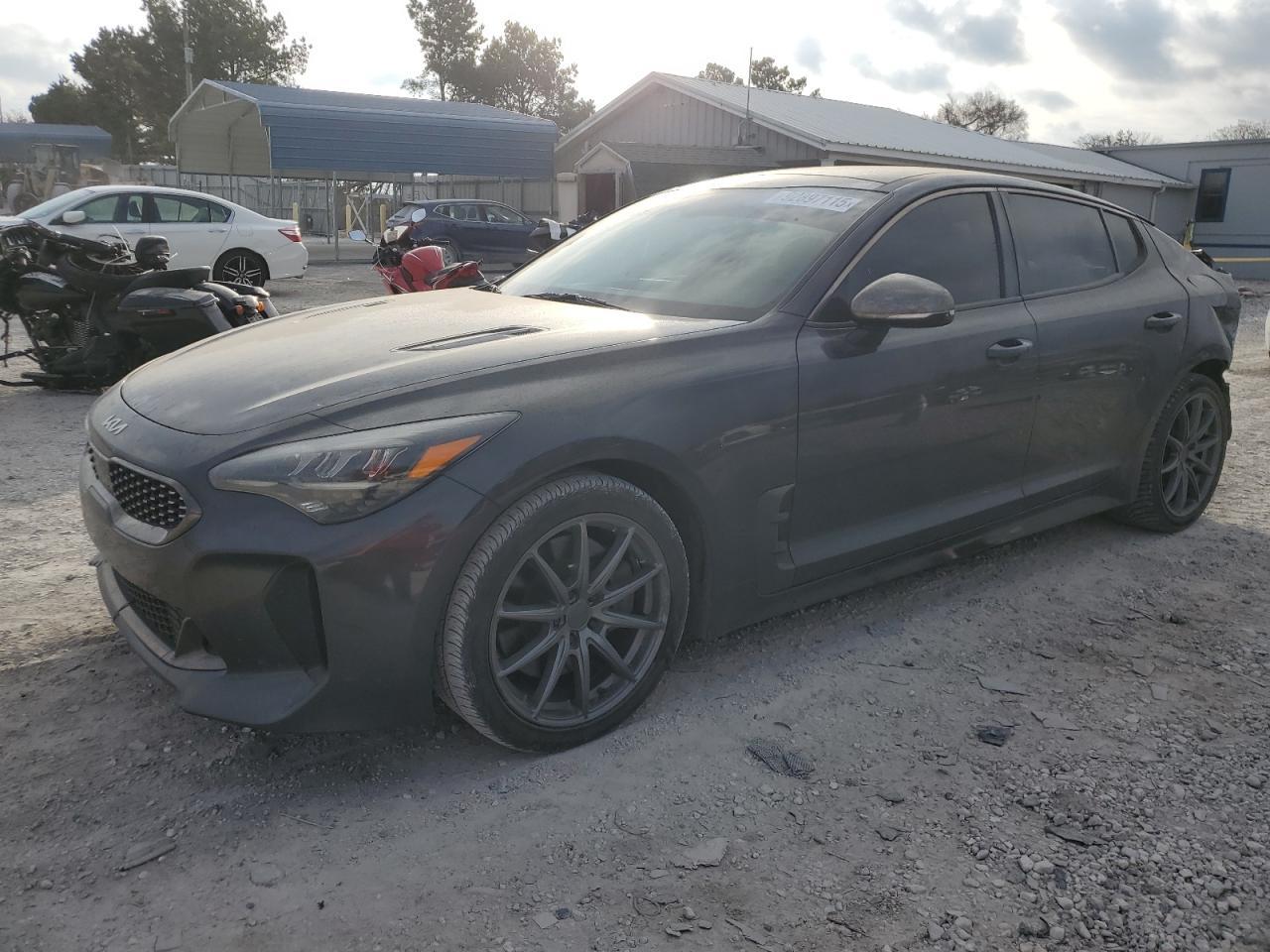 2022 KIA Stinger