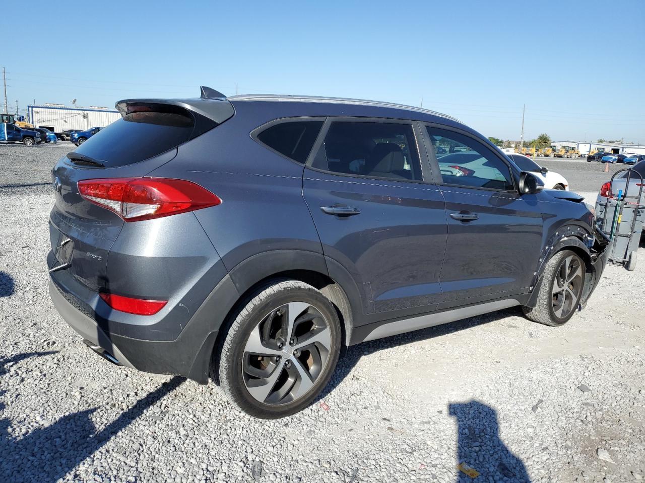 2018 HYUNDAI TUCSON