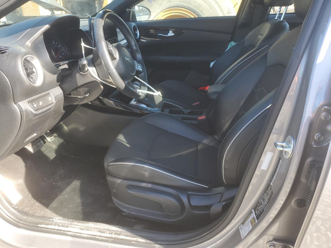 2023 KIA FORTE