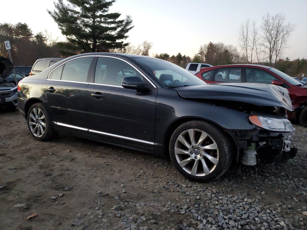 2013 VOLVO S80