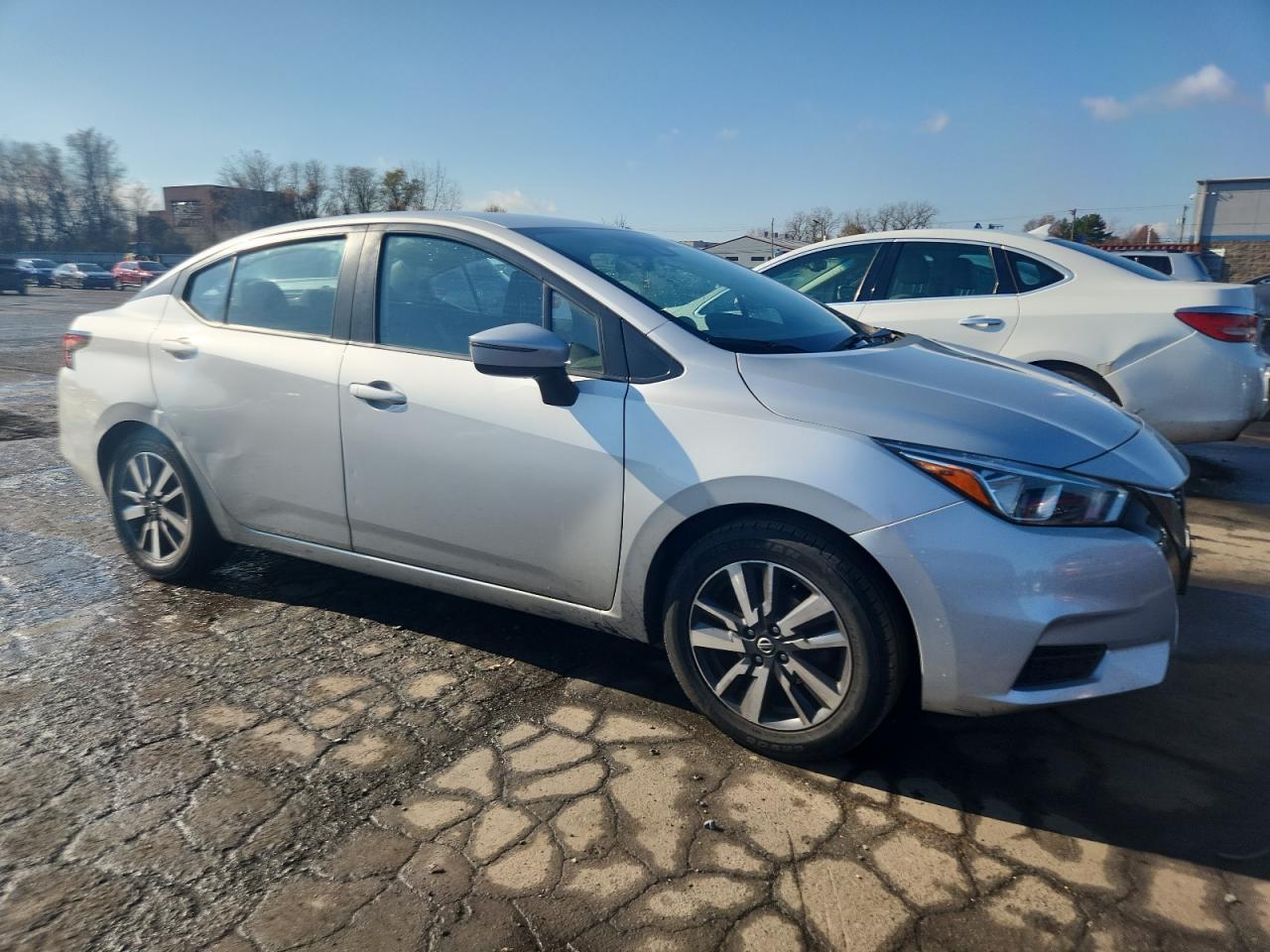 2021 NISSAN VERSA