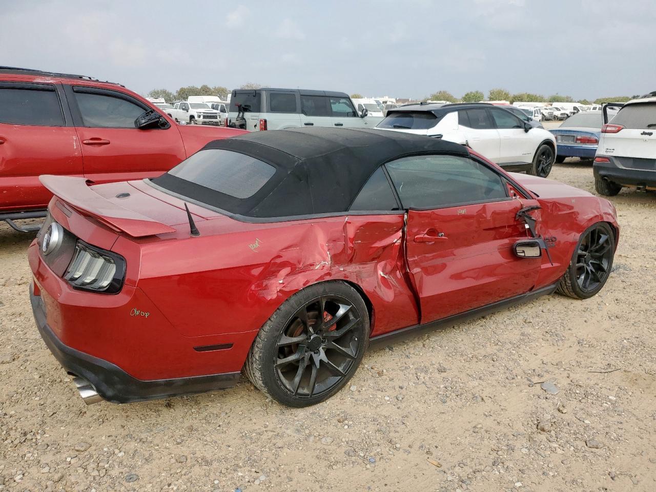 2012 FORD MUSTANG