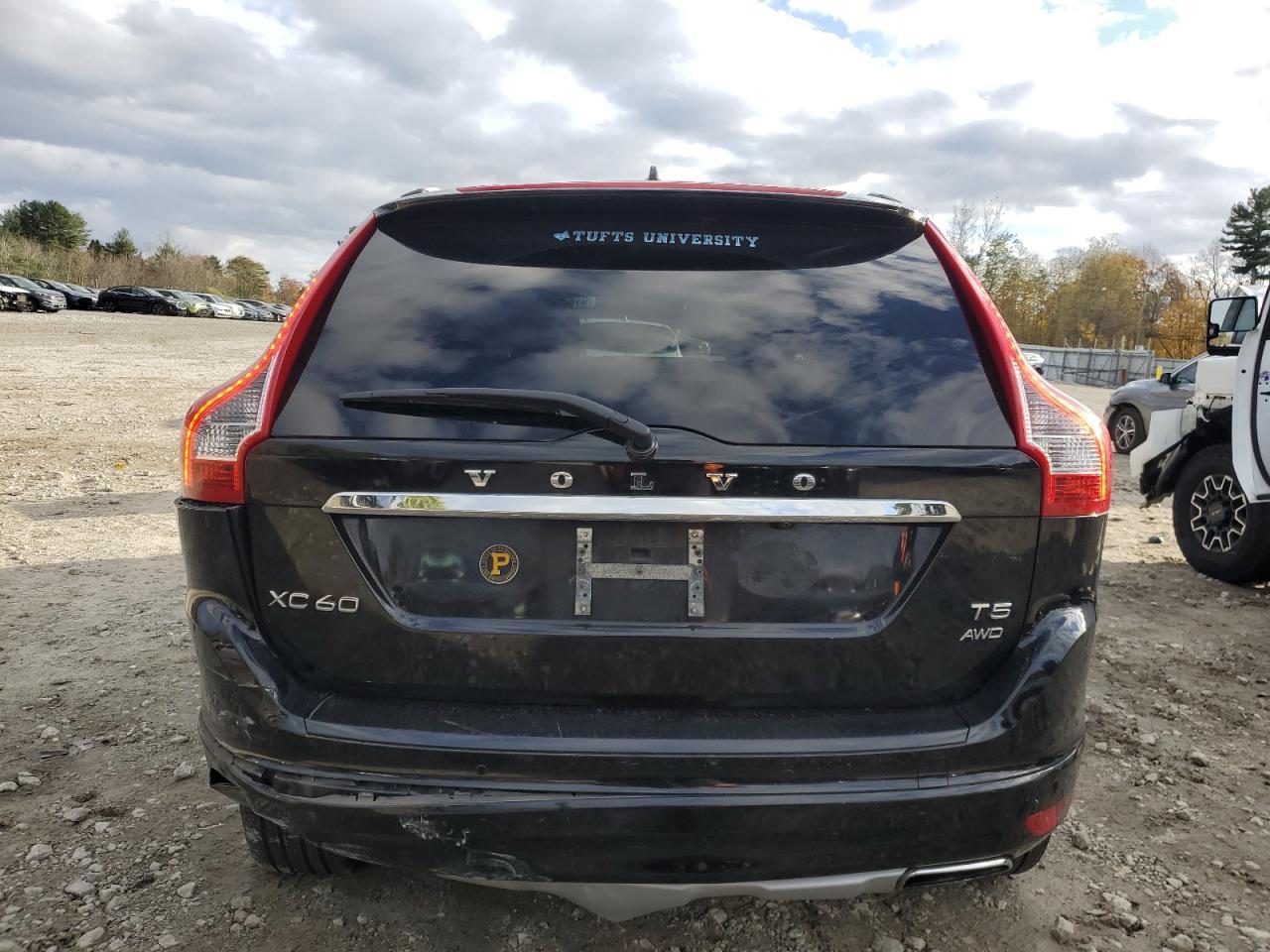 2017 VOLVO XC60