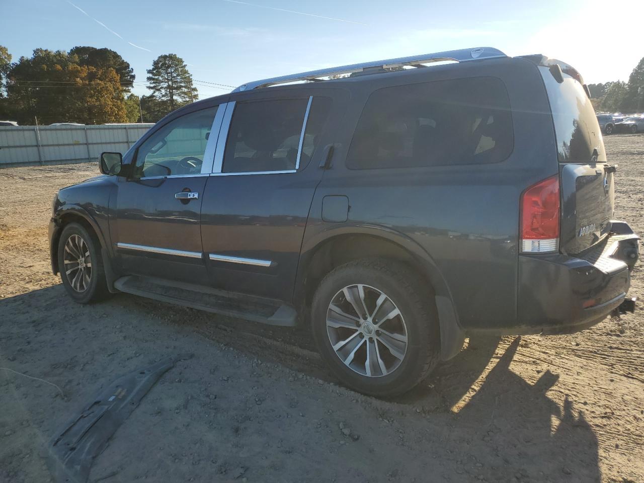 2015 NISSAN Armada