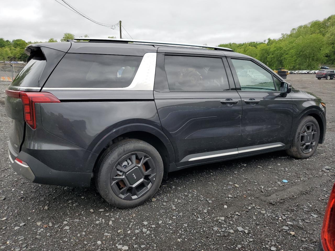 2025 KIA Carnival