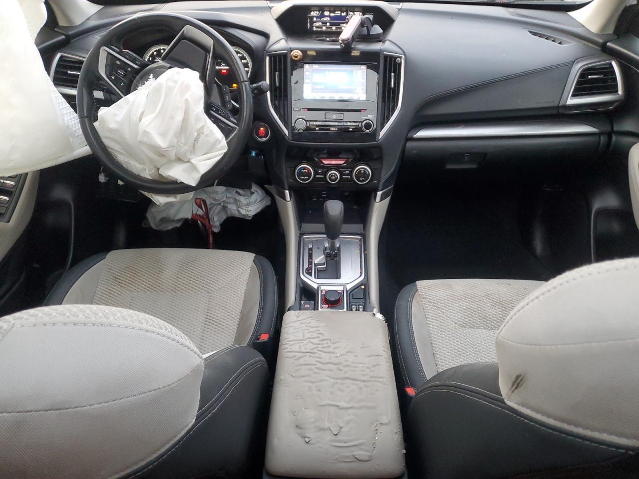 2020 SUBARU FORESTER