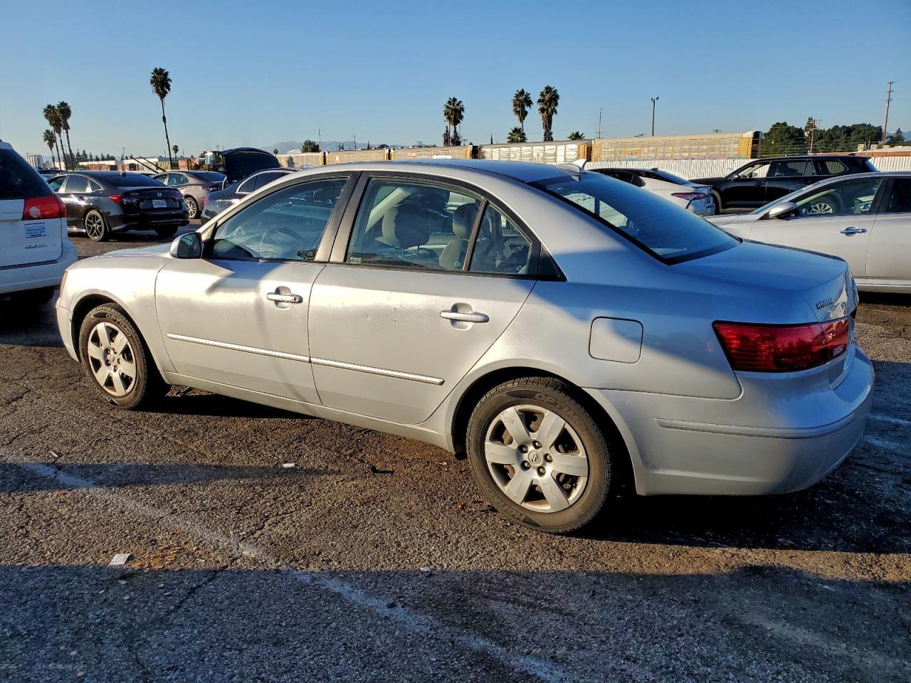 2010 HYUNDAI SONATA