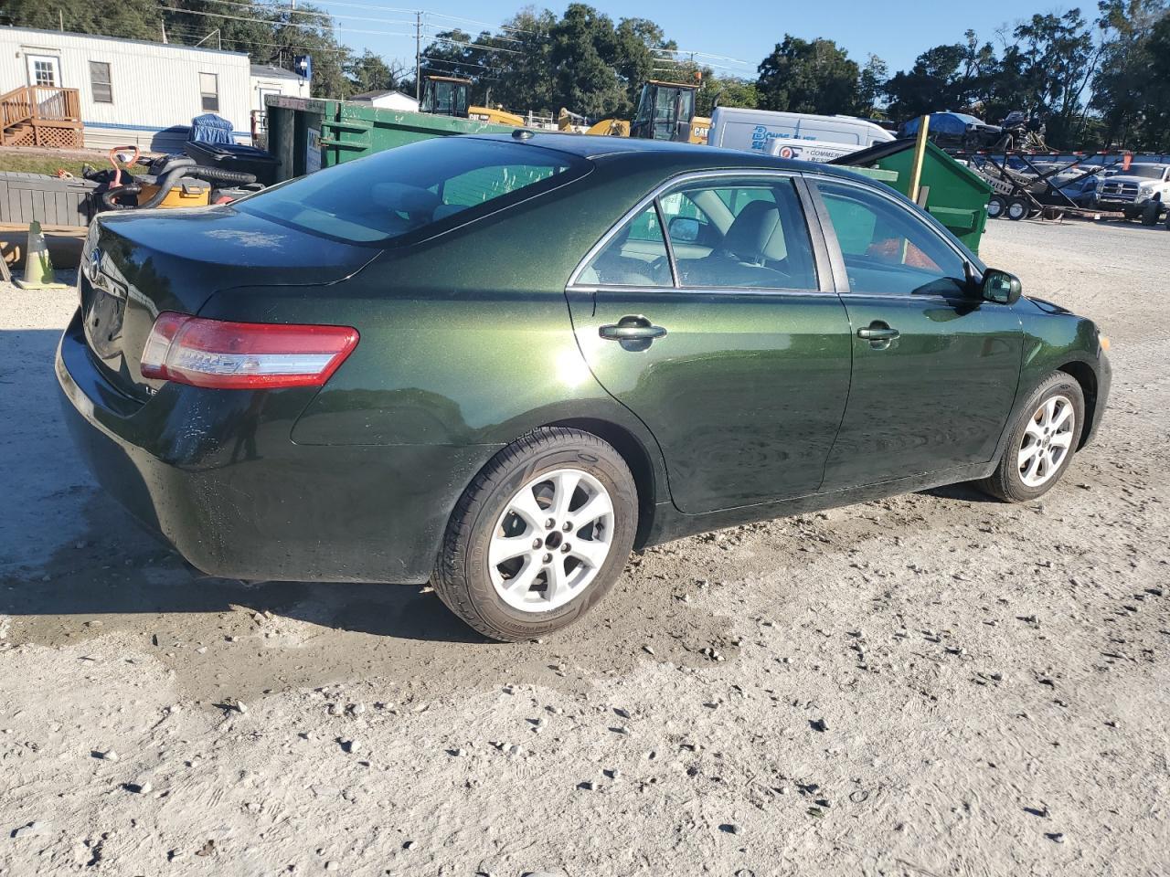 2011 TOYOTA CAMRY