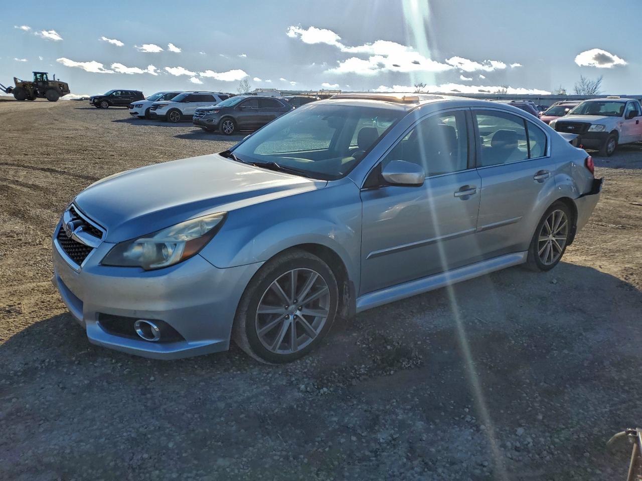 2013 SUBARU Legacy
