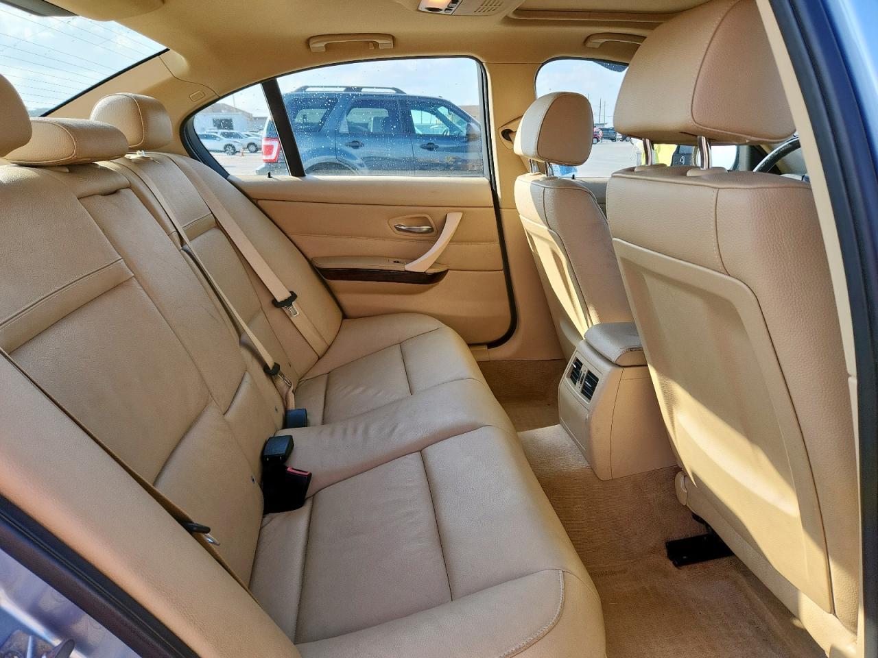 2011 BMW 3 SERIES