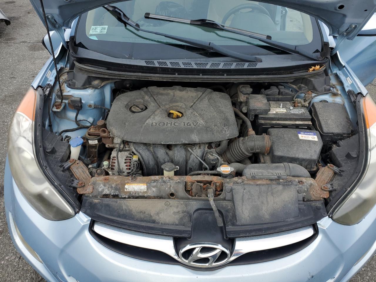 2012 HYUNDAI ELANTRA
