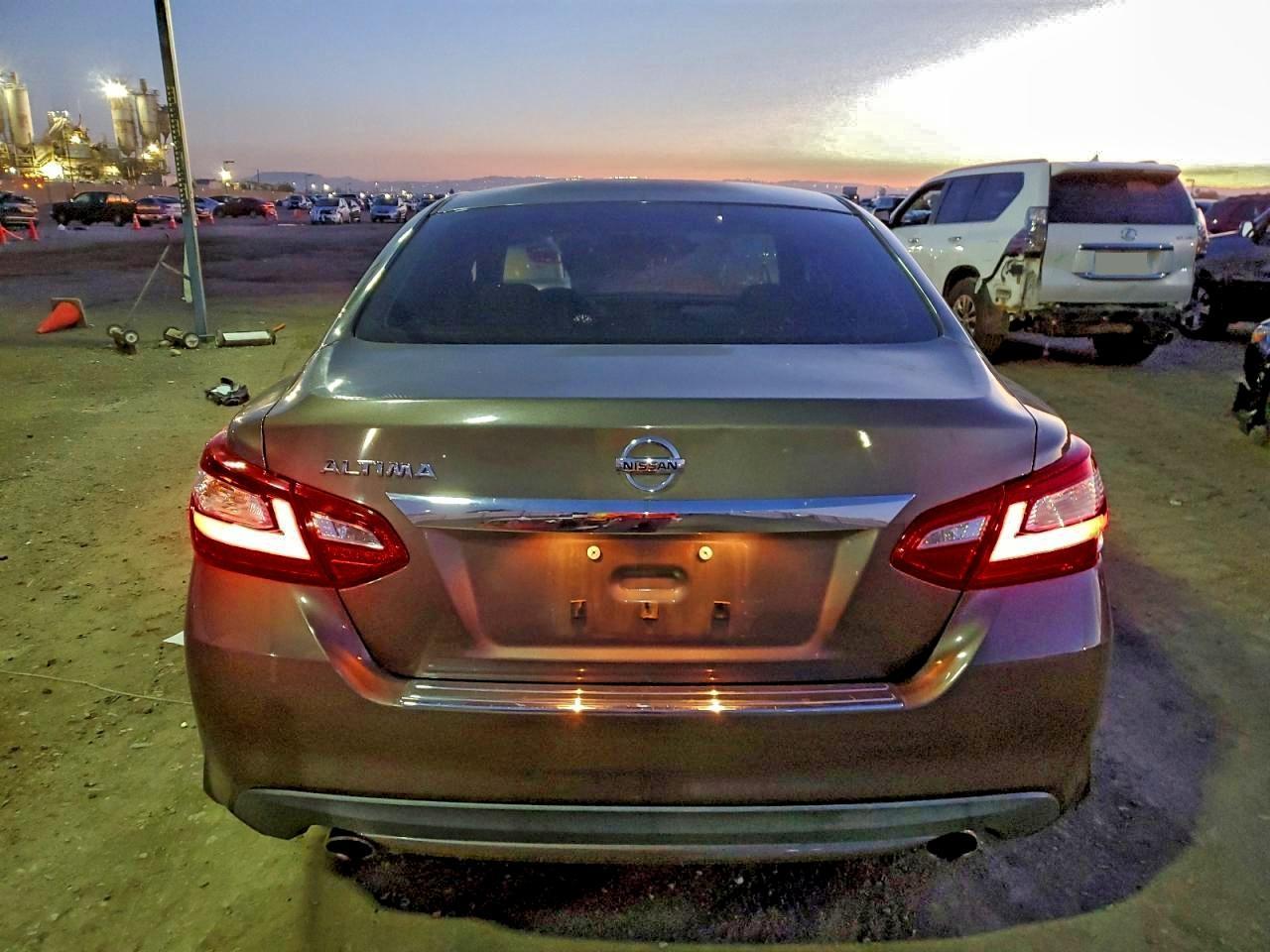 2016 NISSAN ALTIMA