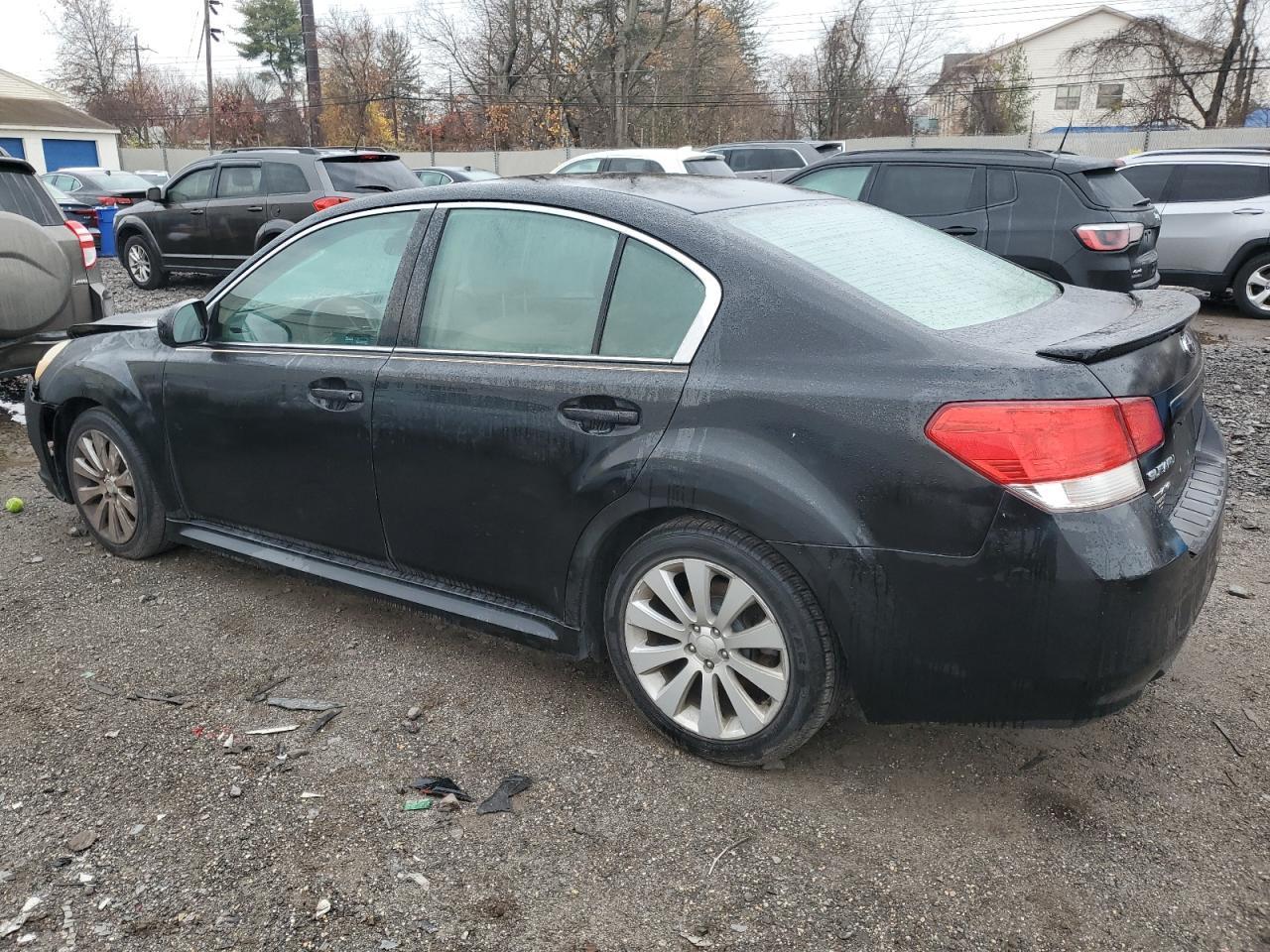 2010 SUBARU Legacy