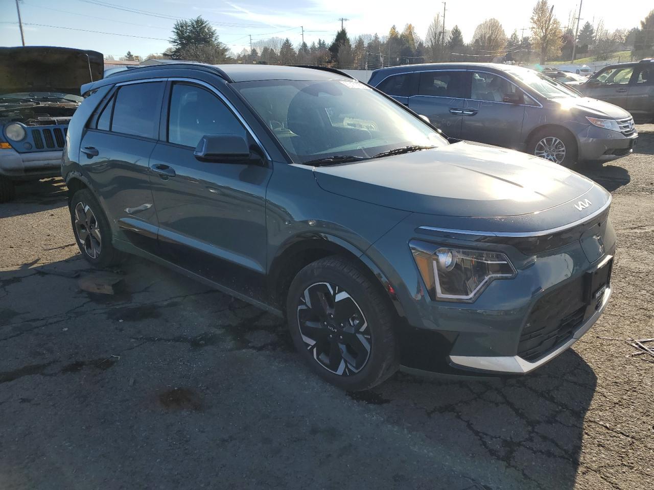 2023 KIA Niro