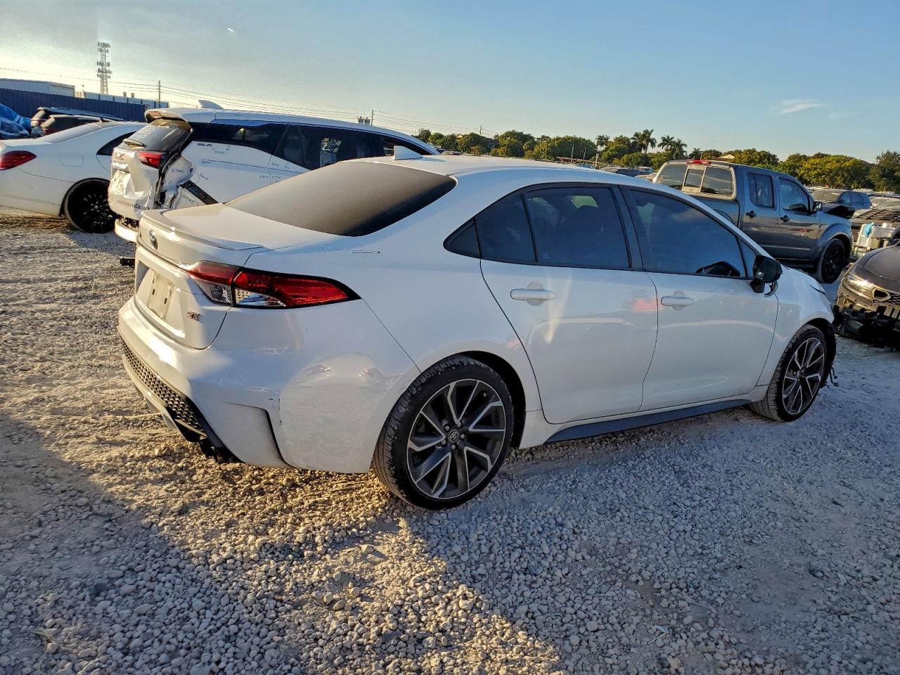 2020 TOYOTA COROLLA