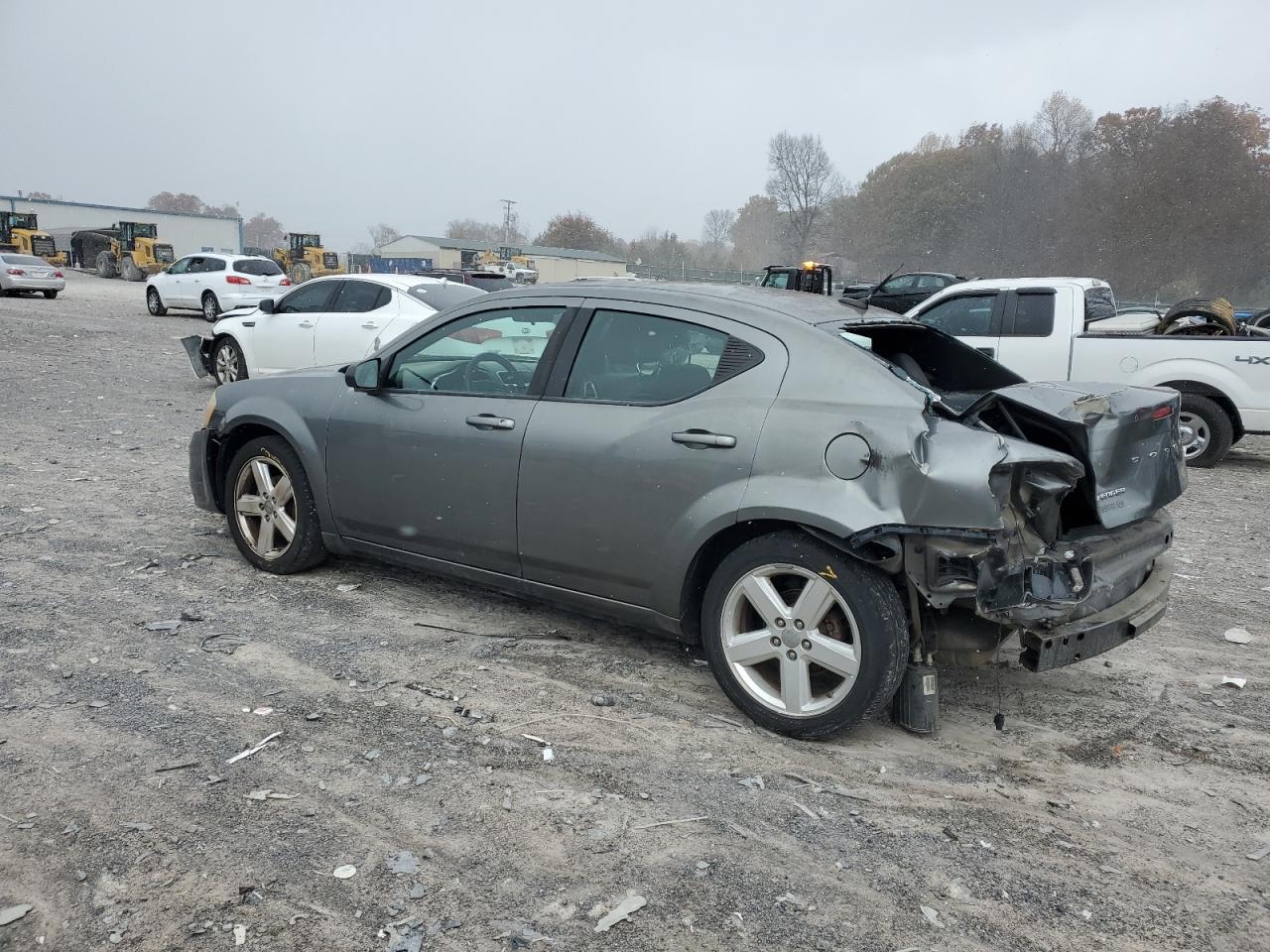 2013 DODGE Avenger