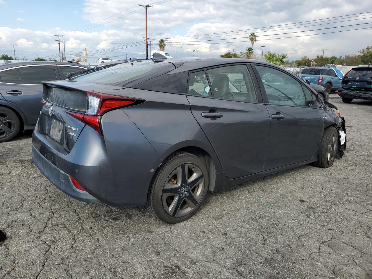 2019 TOYOTA PRIUS