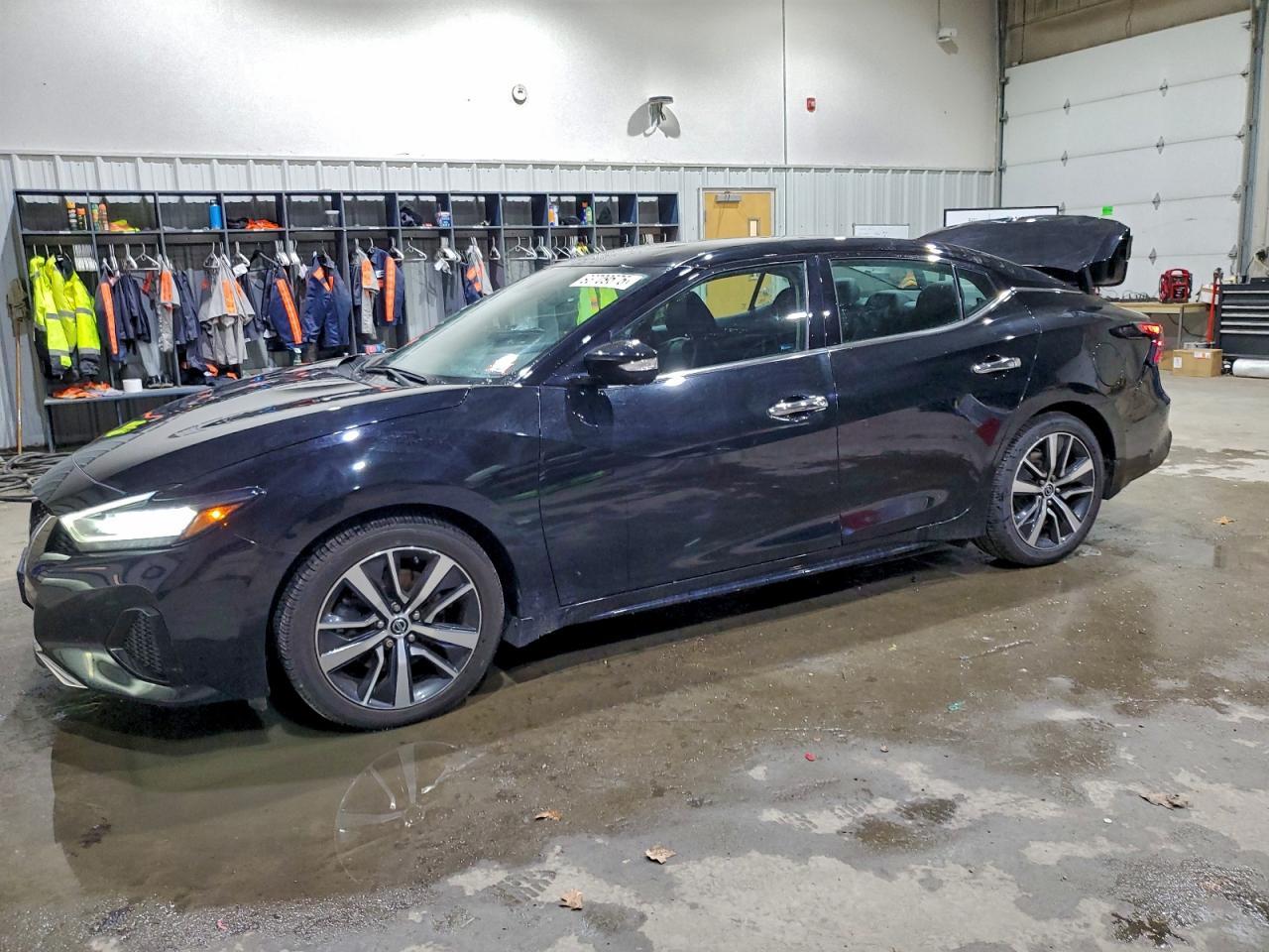 2019 NISSAN Maxima