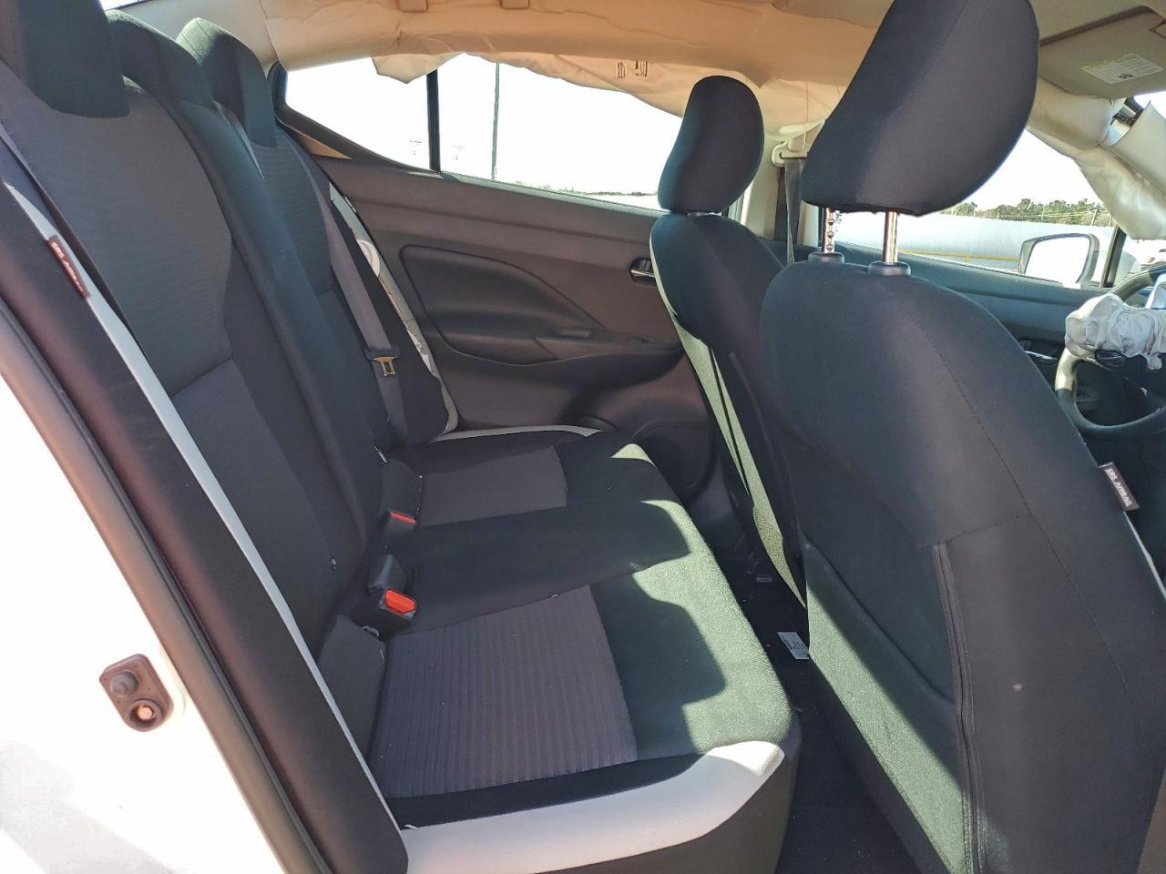 2020 NISSAN VERSA