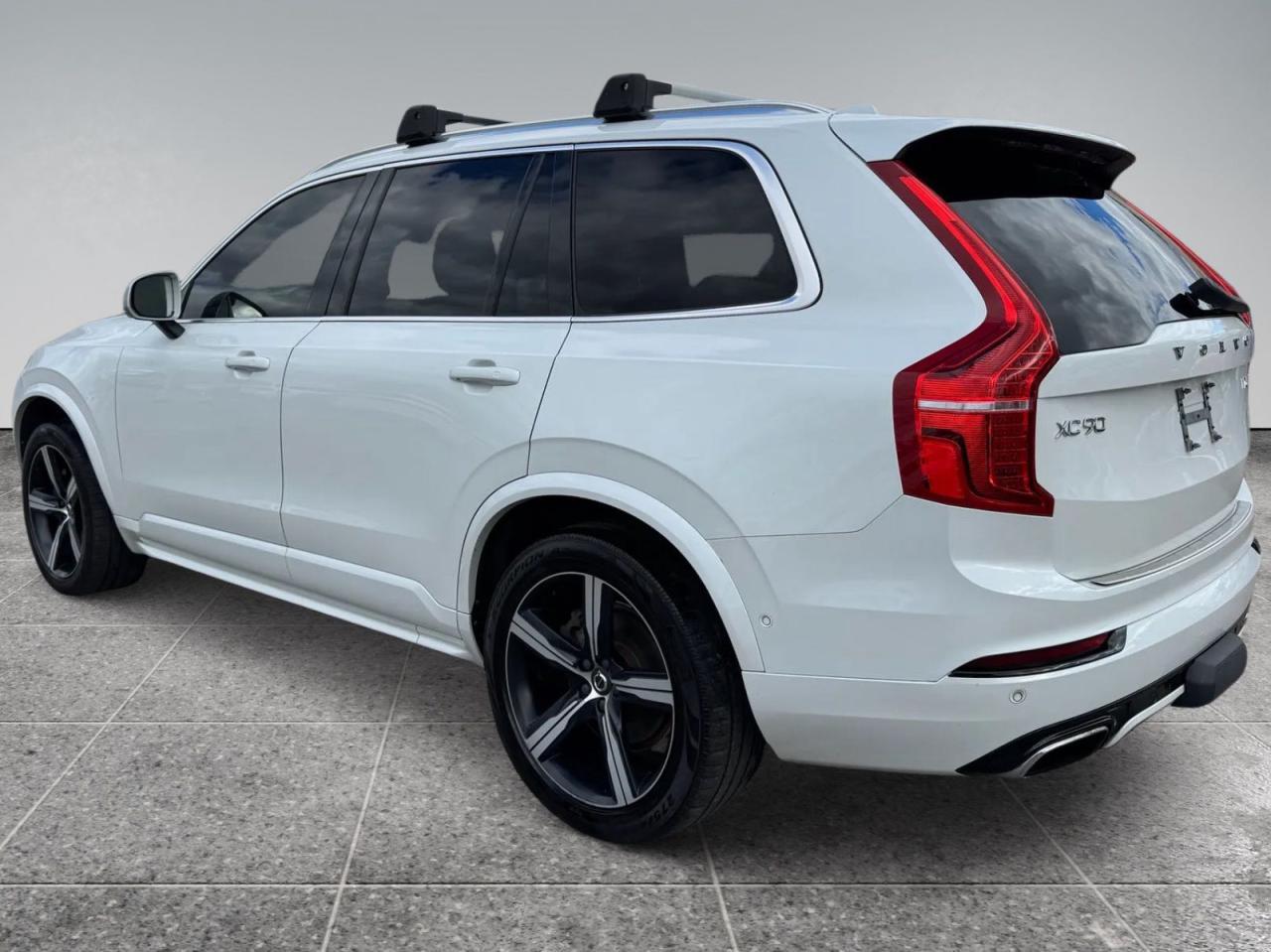 2019 VOLVO XC90