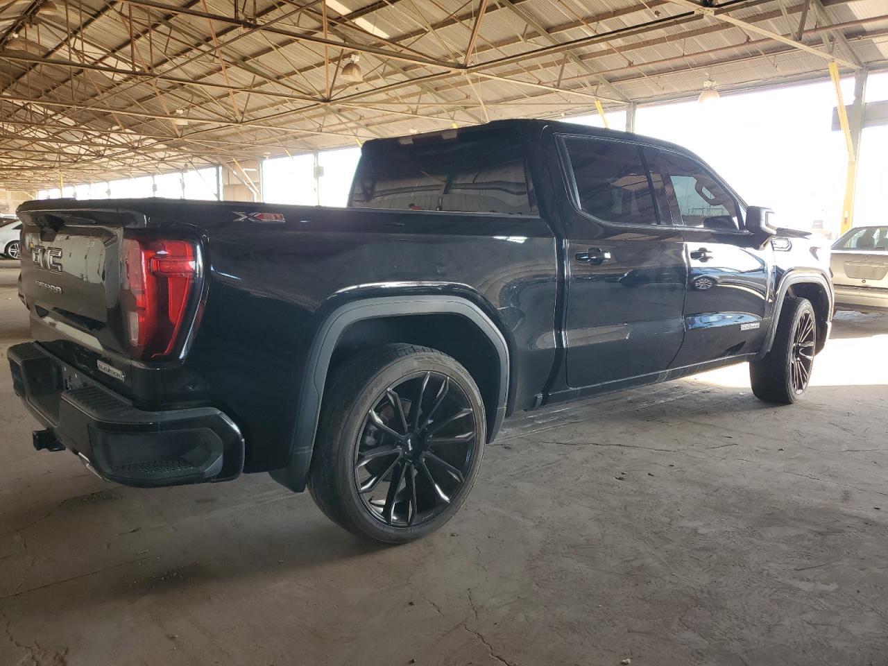 2023 GMC Sierra