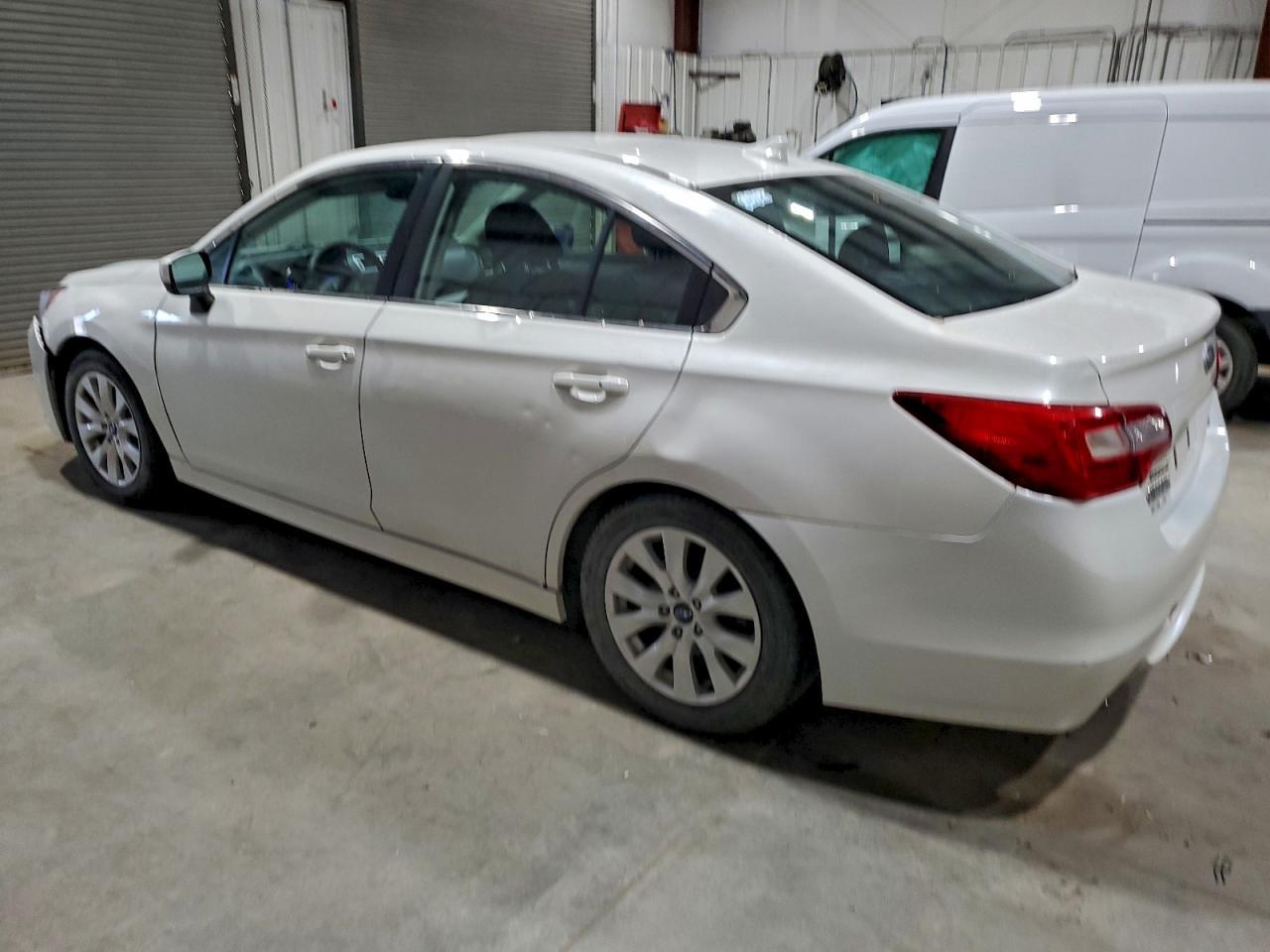 2016 SUBARU Legacy
