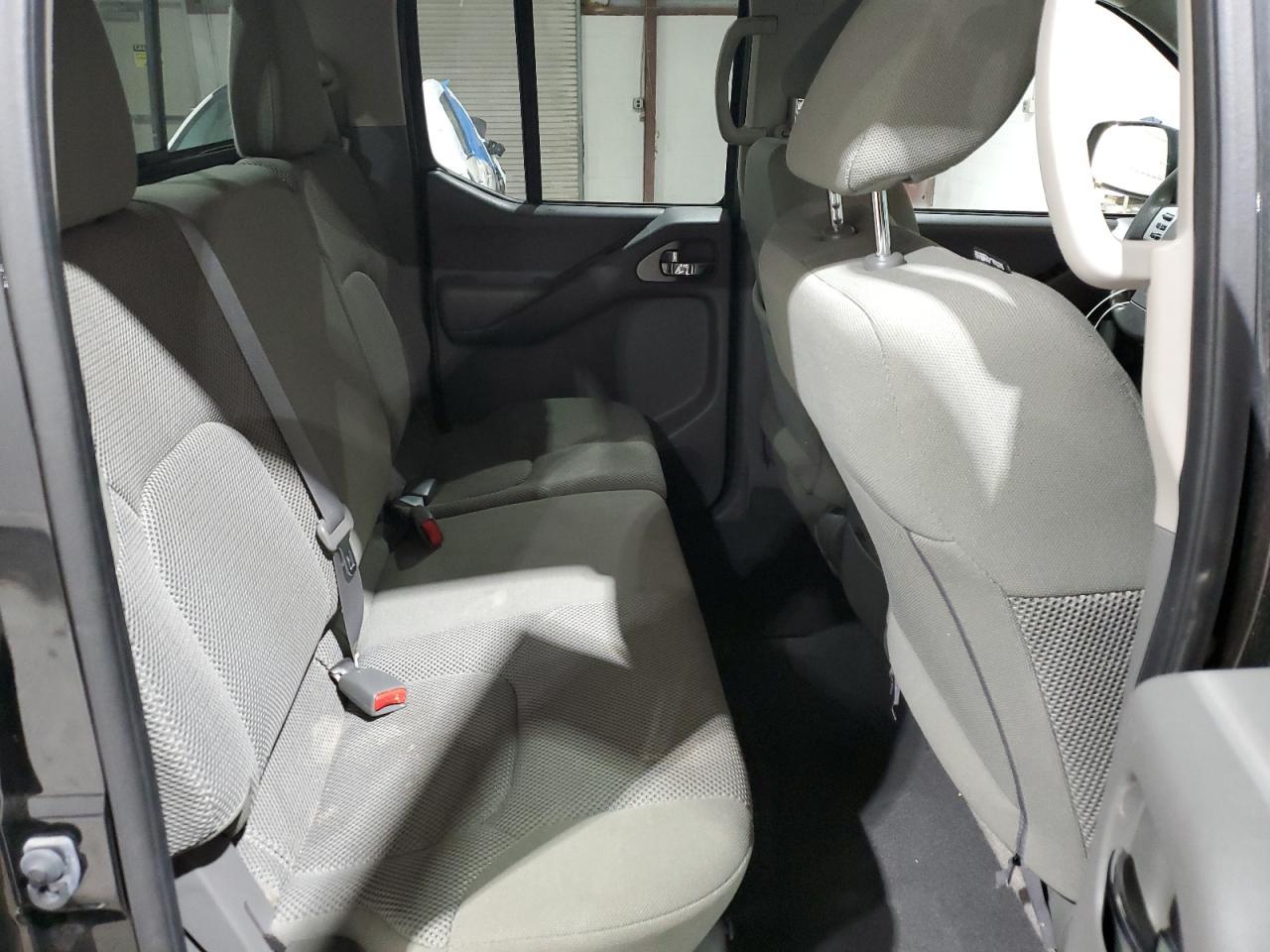 2021 NISSAN Frontier