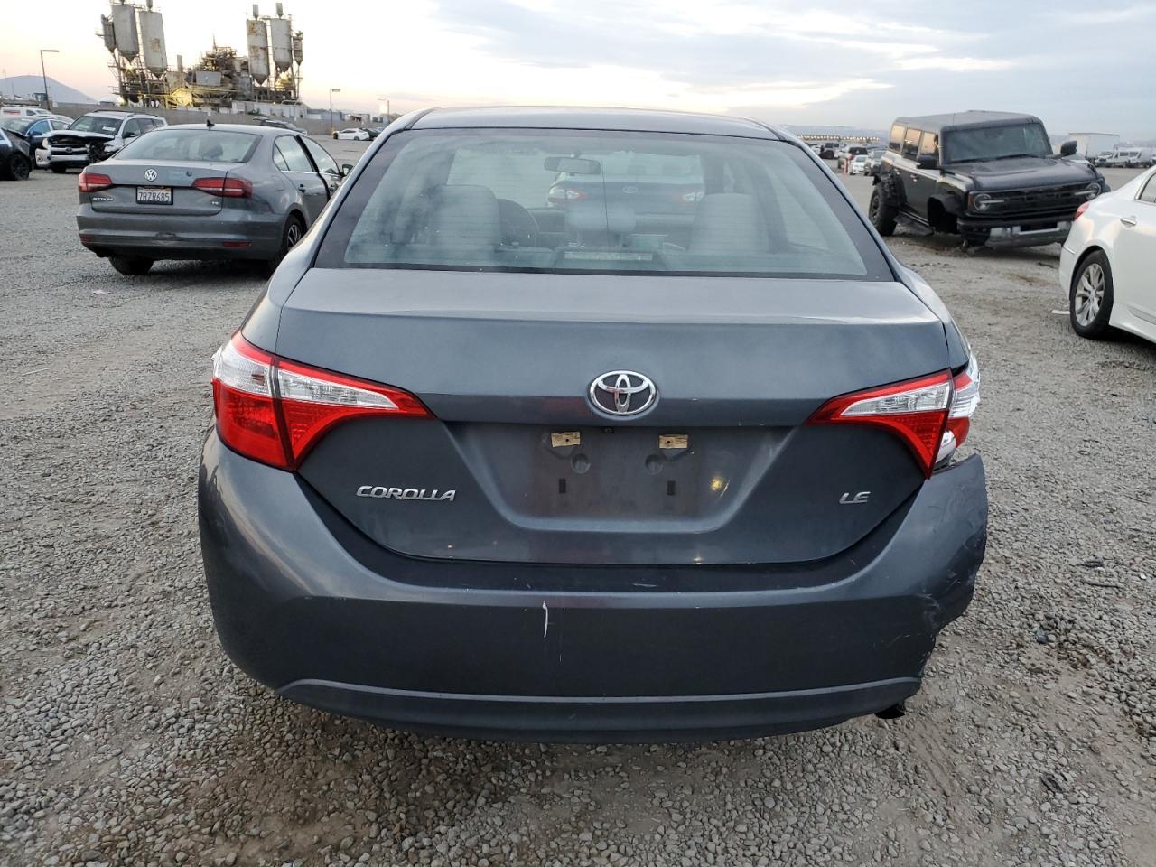 2015 TOYOTA COROLLA