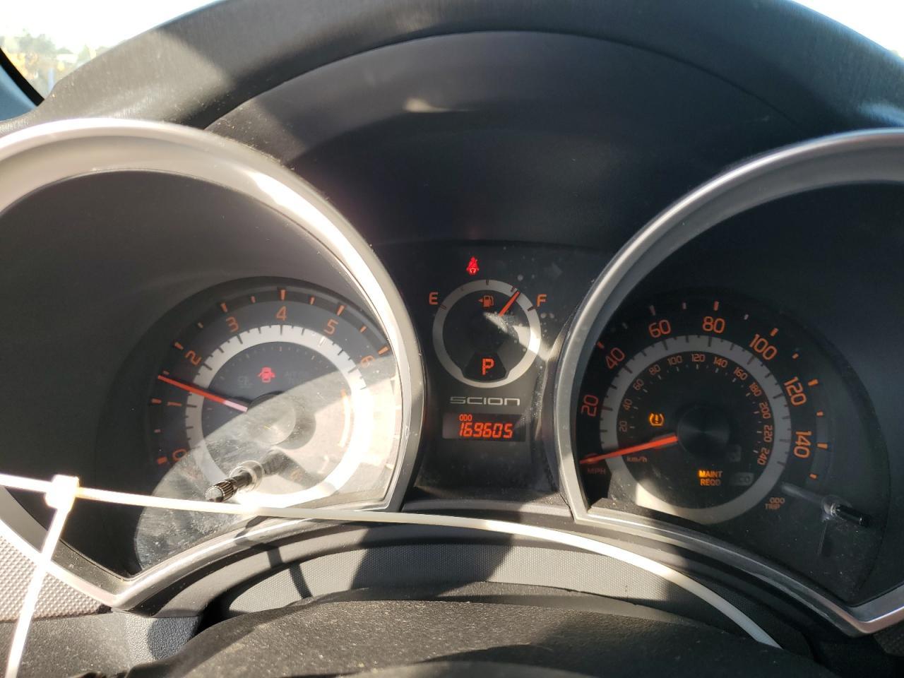 2015 TOYOTA SCION