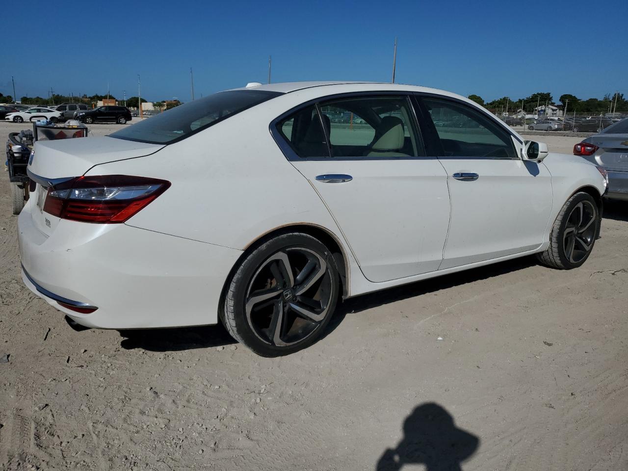 2016 HONDA ACCORD