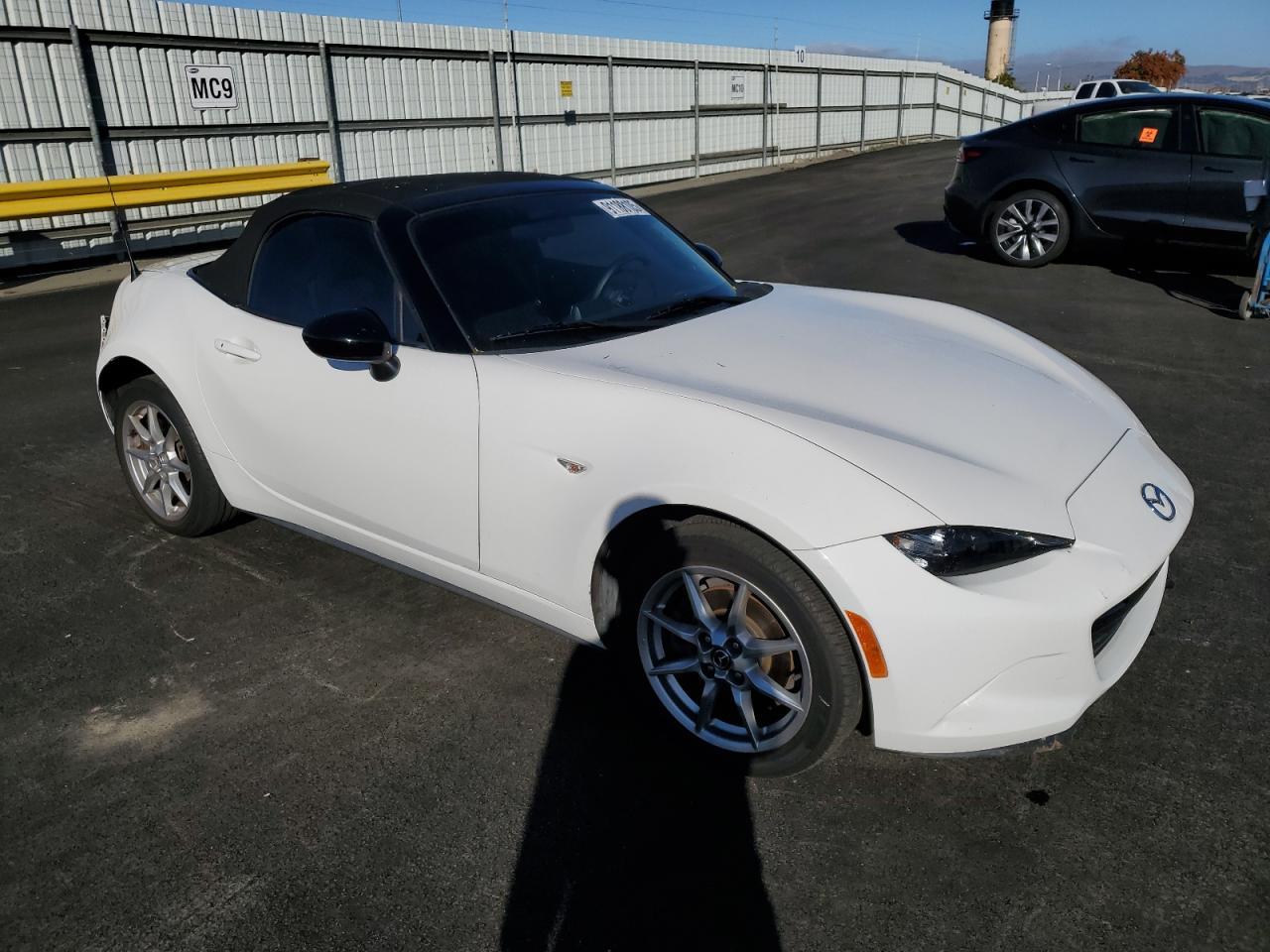 2016 MAZDA MX-5 Miata