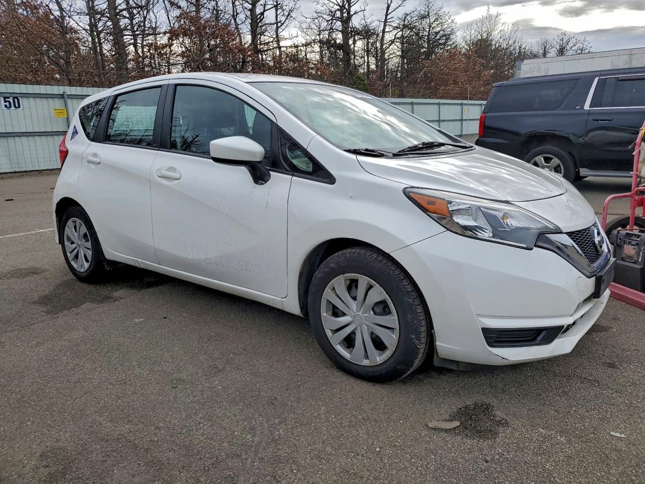2017 NISSAN Versa Note