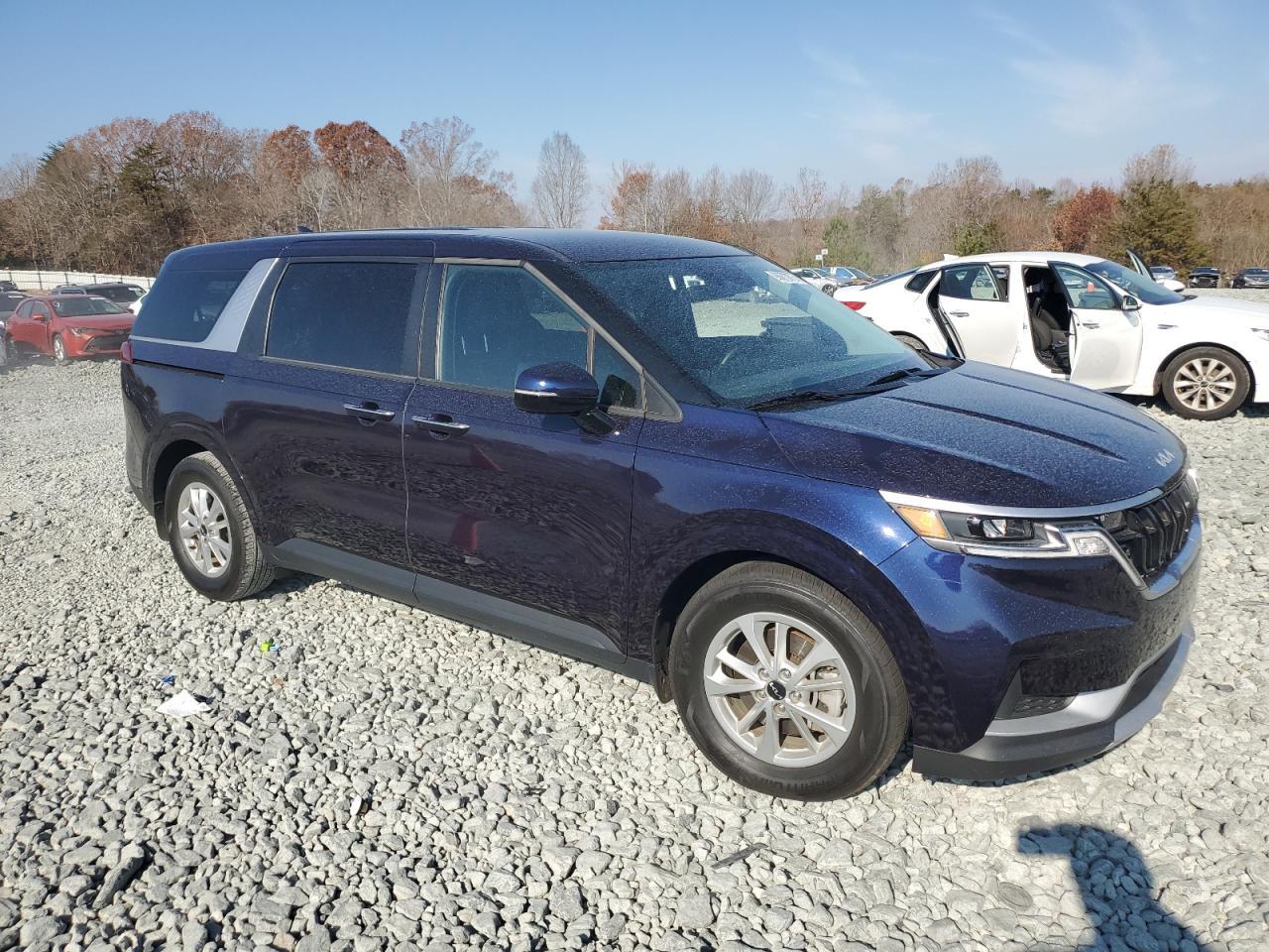 2024 KIA Carnival