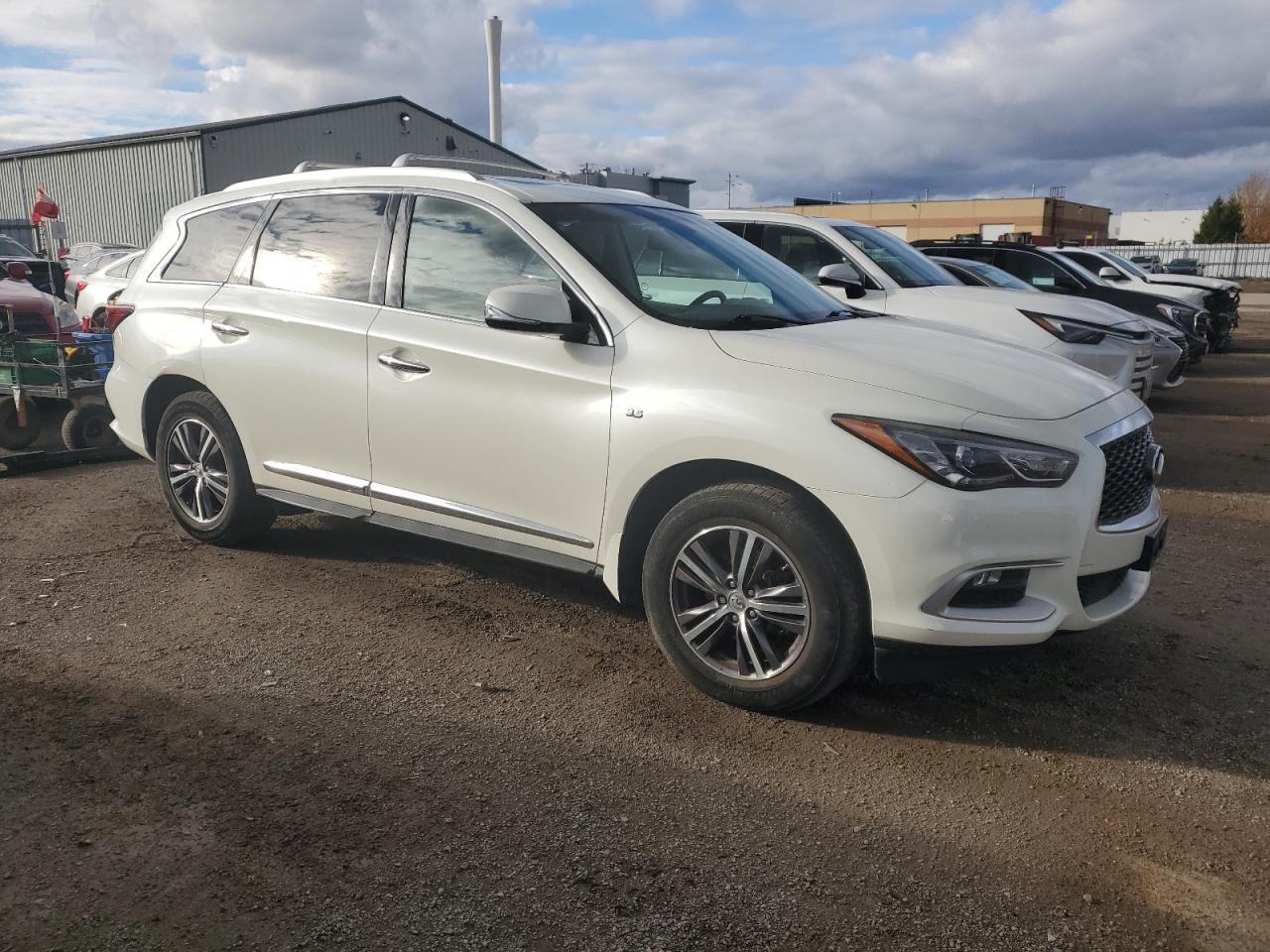 2016 INFINITI QX60