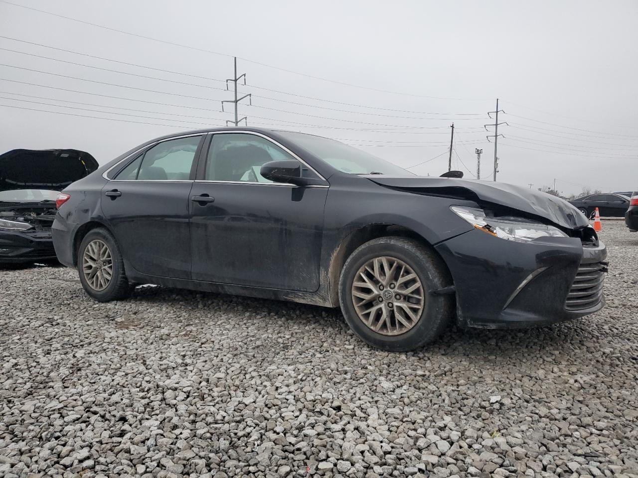 2017 TOYOTA CAMRY