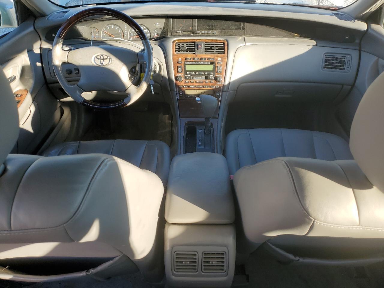 2003 TOYOTA Avalon
