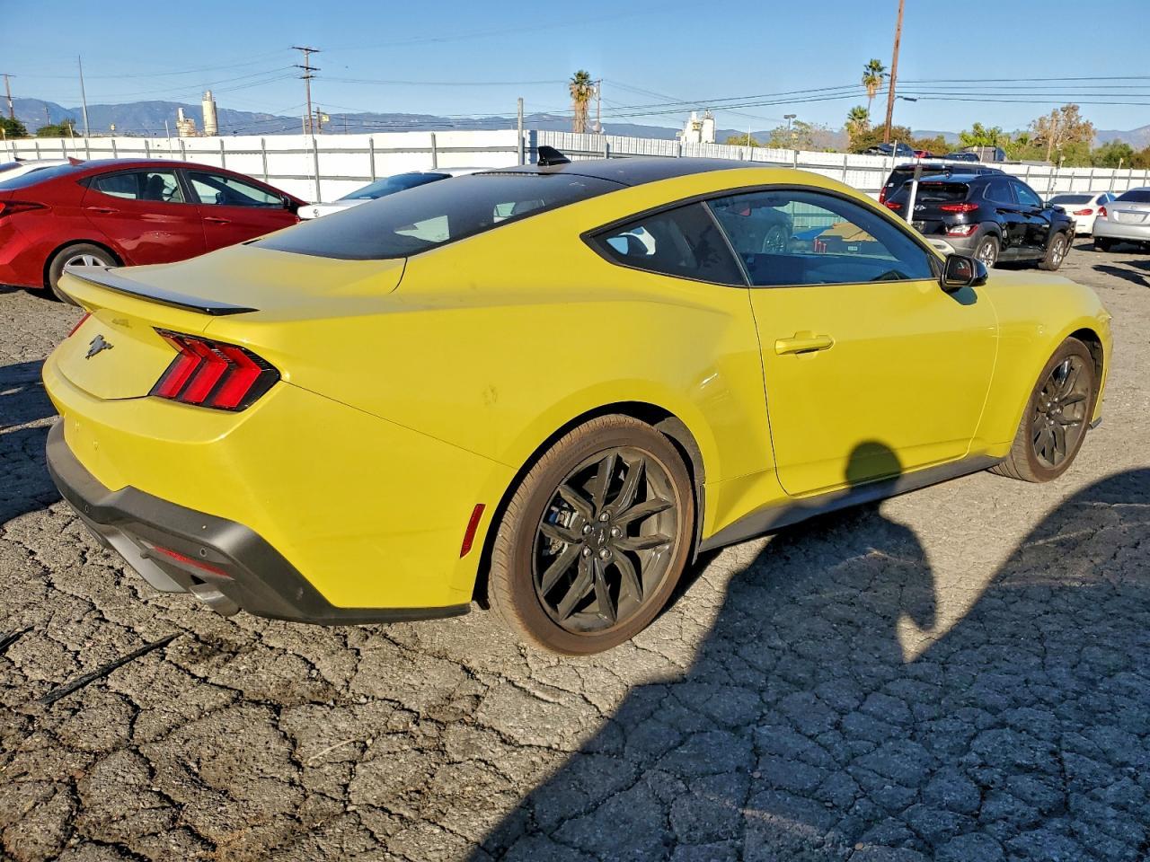 2025 FORD MUSTANG