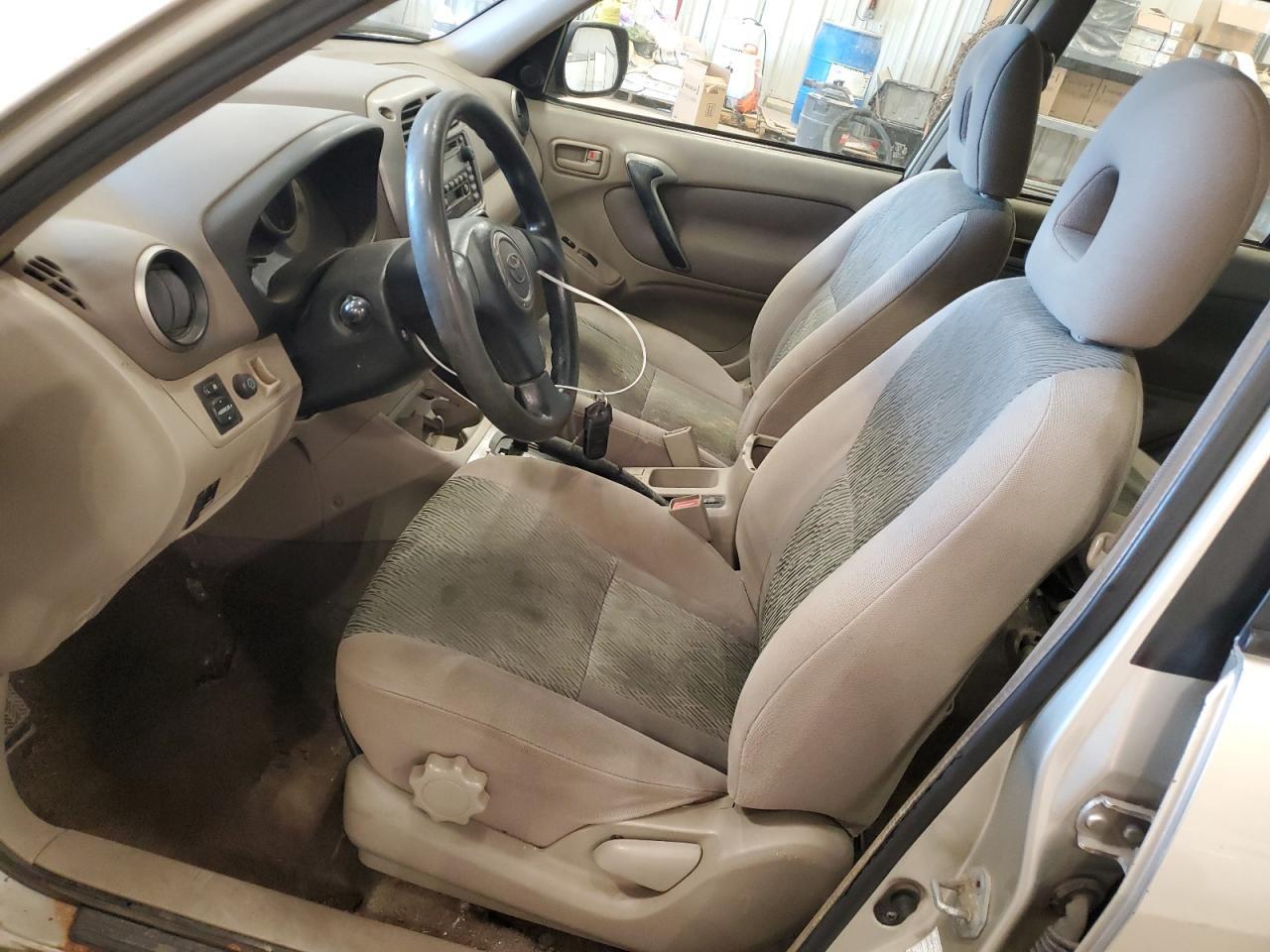 2002 TOYOTA RAV4