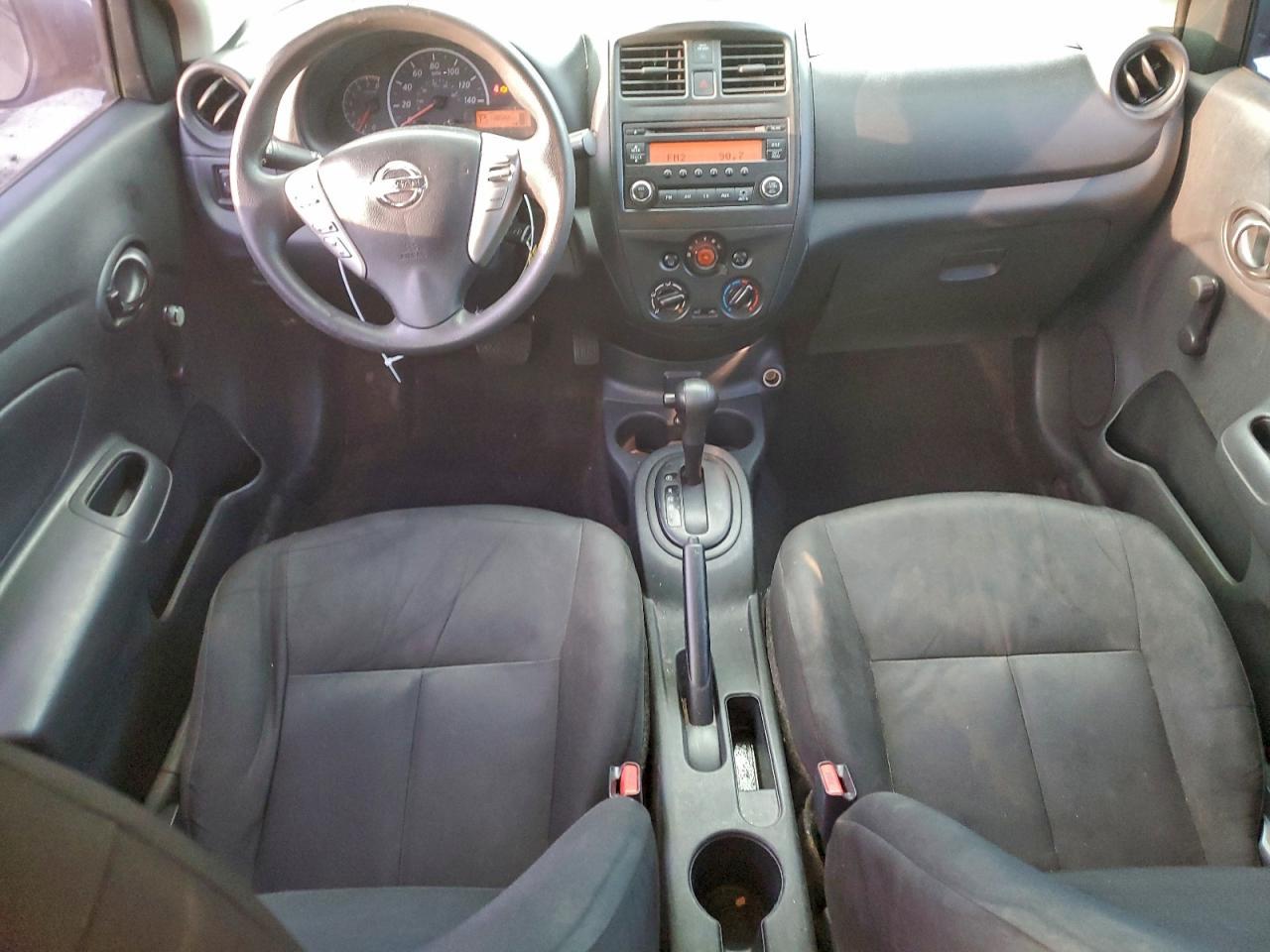 2017 NISSAN VERSA