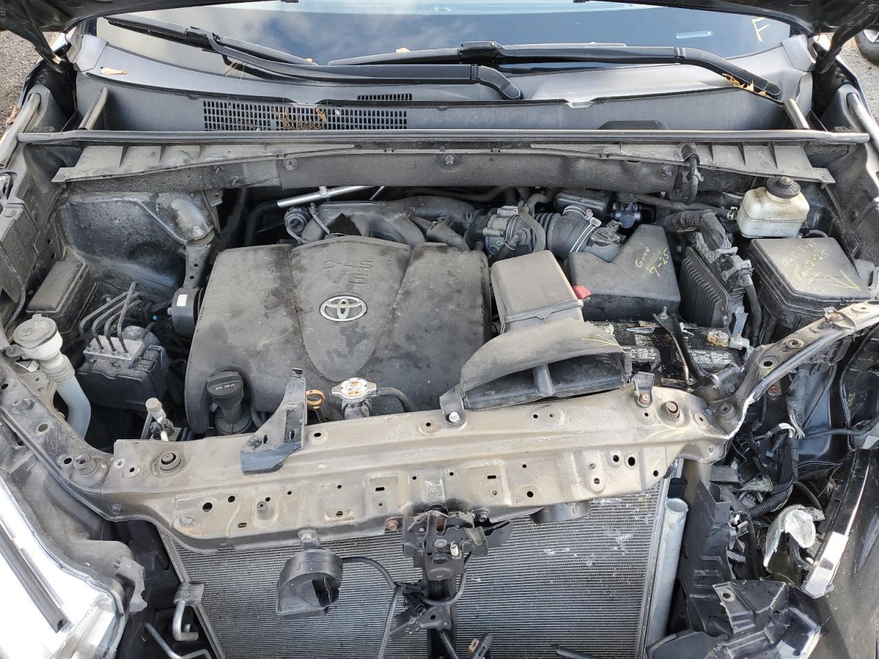 2018 TOYOTA HIGHLANDER