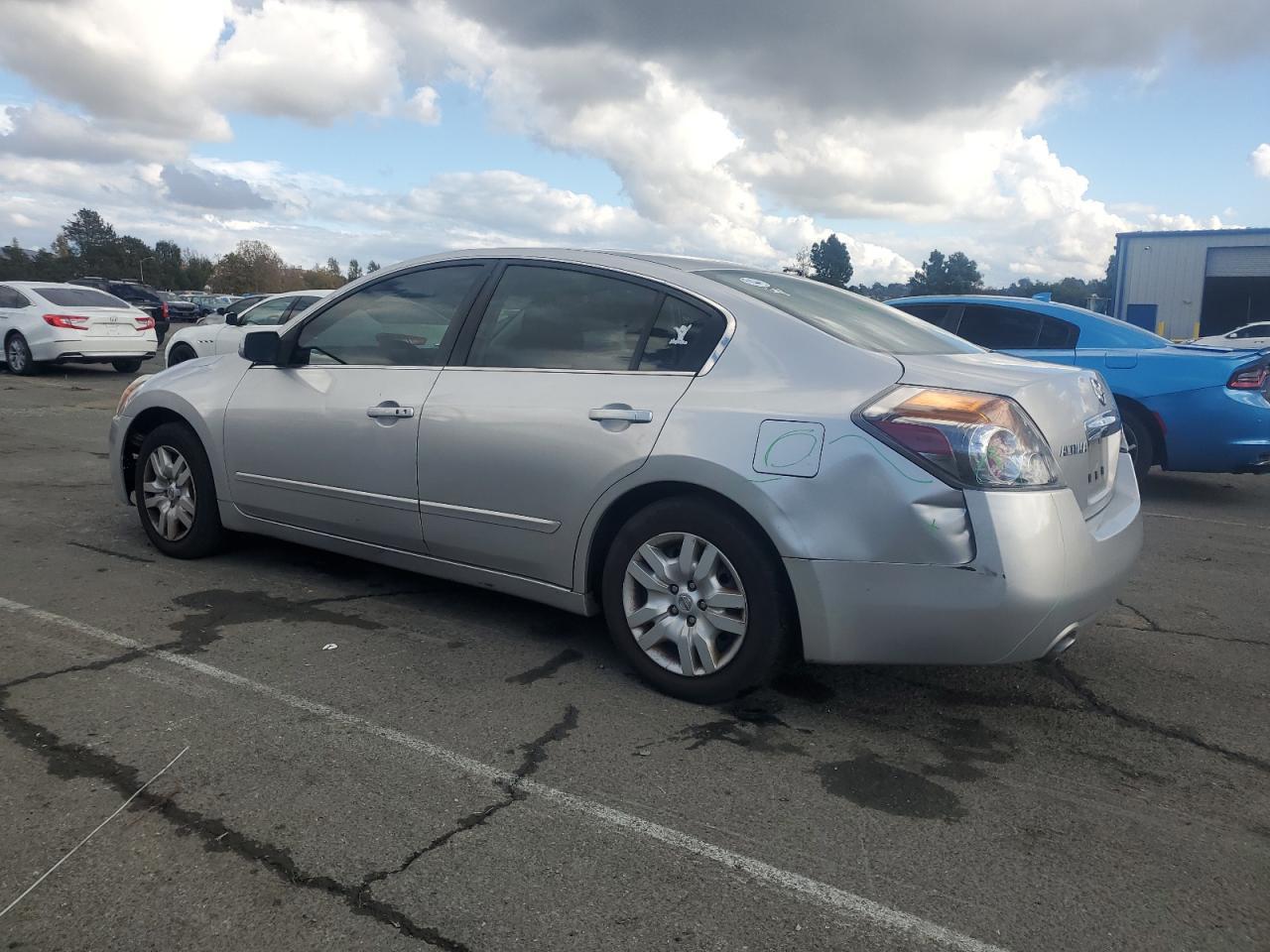 2010 NISSAN ALTIMA