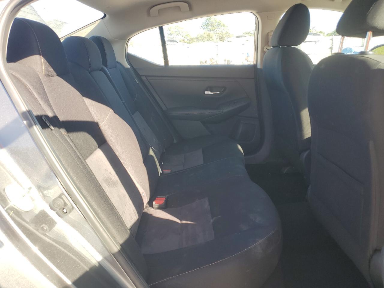 2022 NISSAN SENTRA