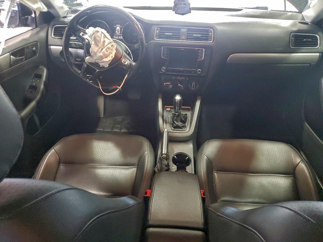 2017 VOLKSWAGEN JETTA