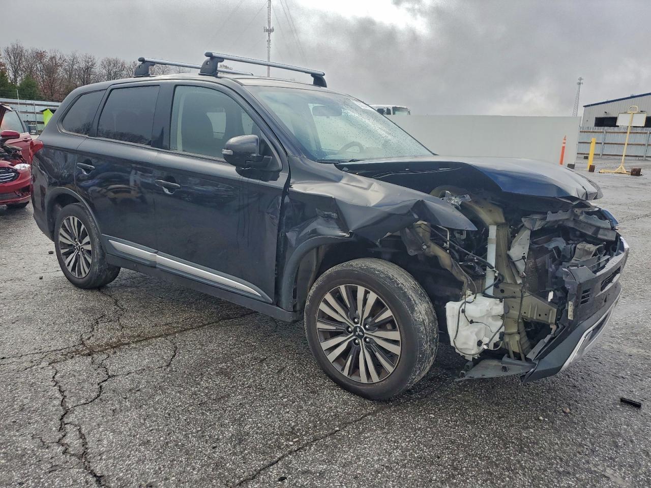 2019 MITSUBISHI outlander