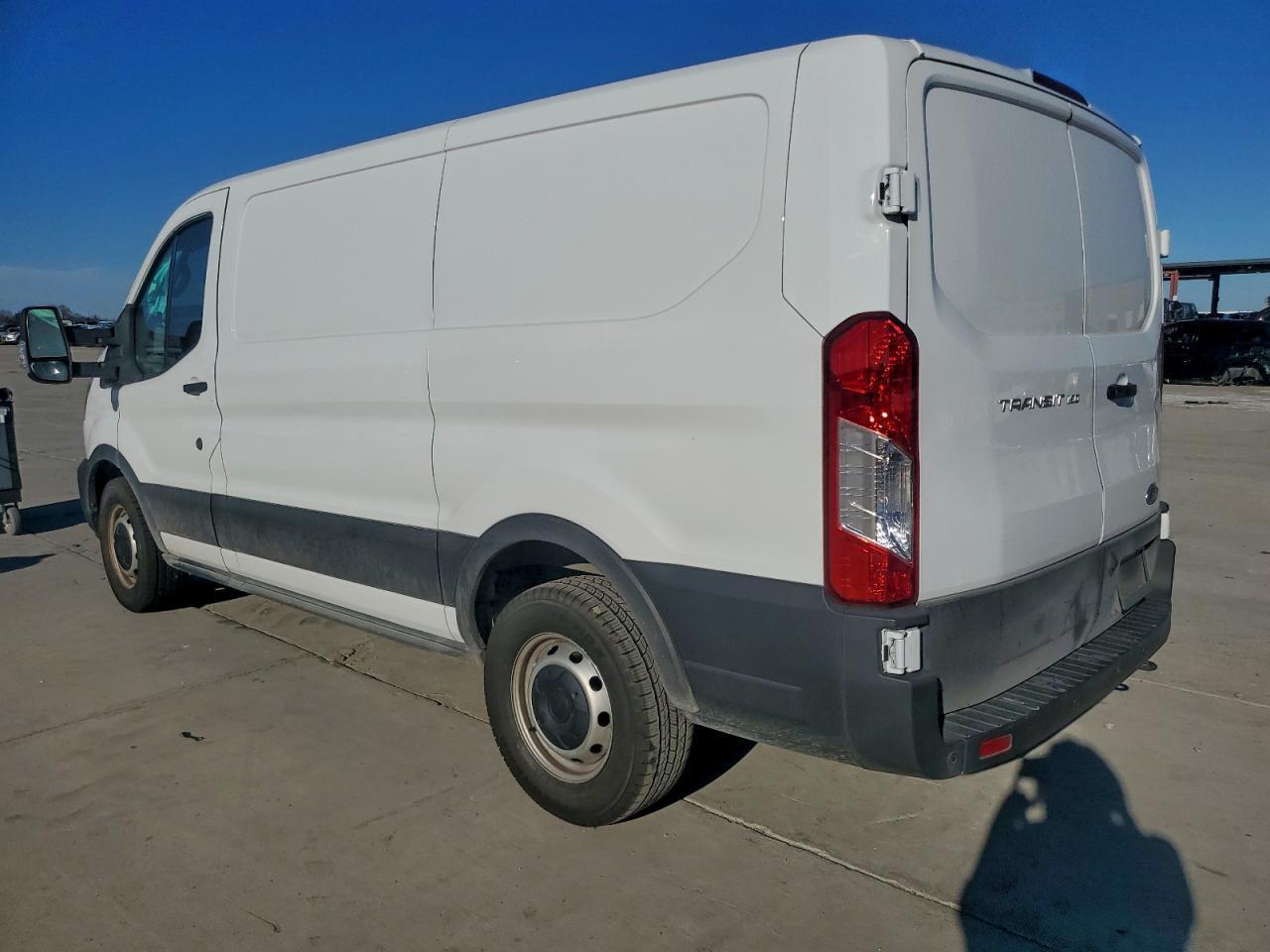 2023 FORD Transit