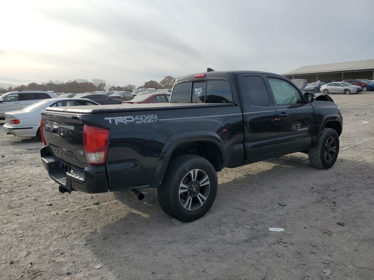 2017 TOYOTA TACOMA